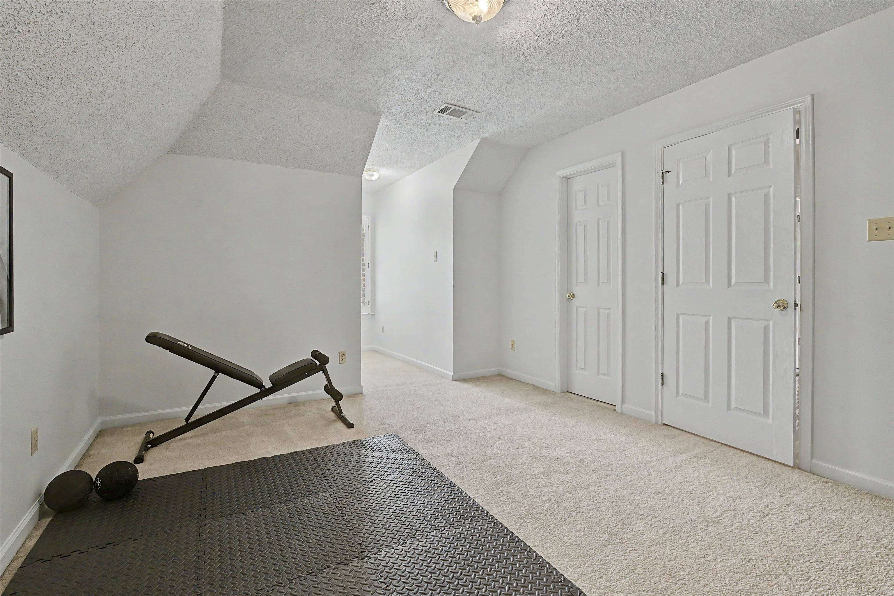 40 High Plains Cv Property Photo 28