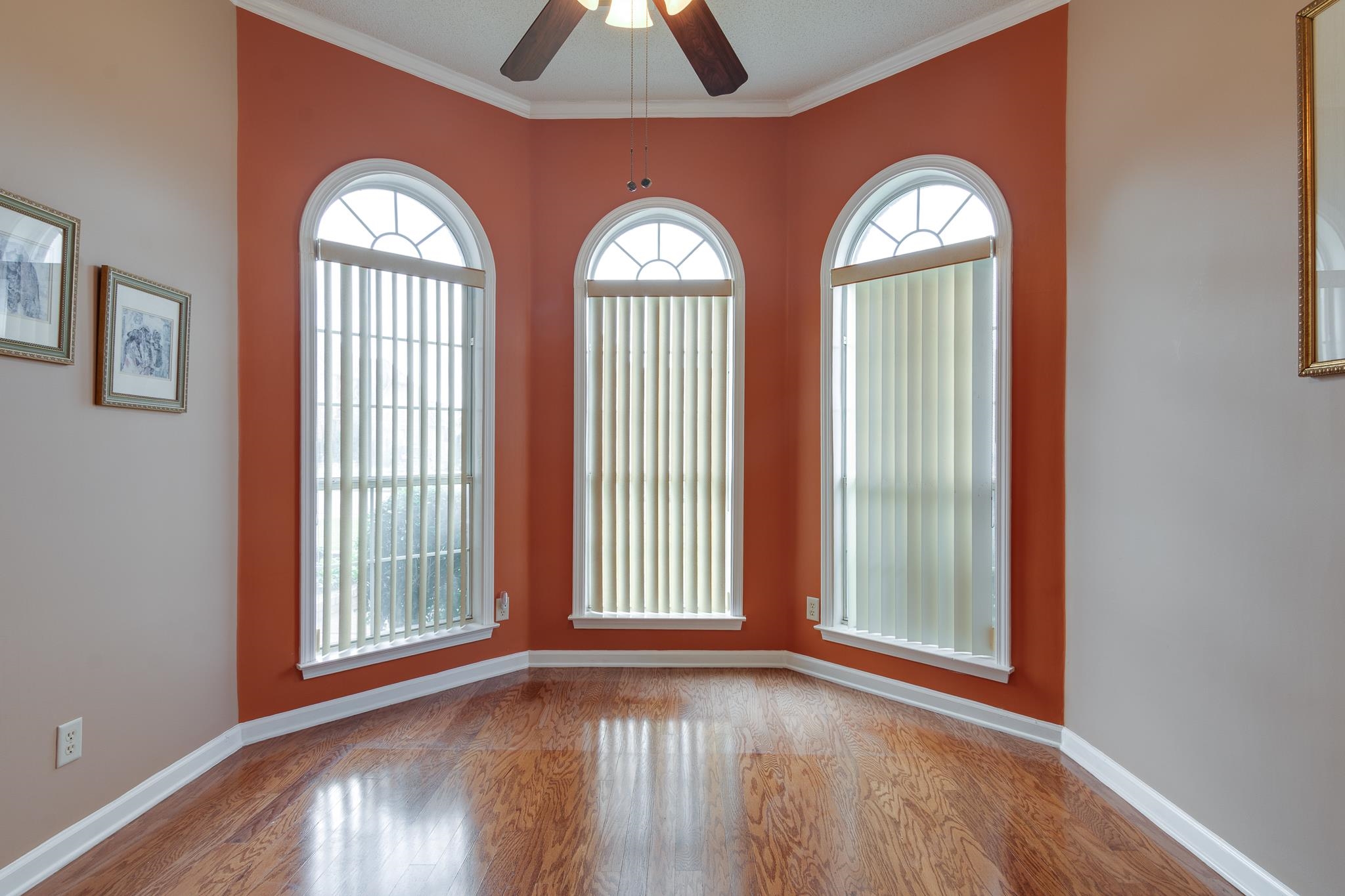 7326 Pinnacle Oaks Dr Property Photo 5