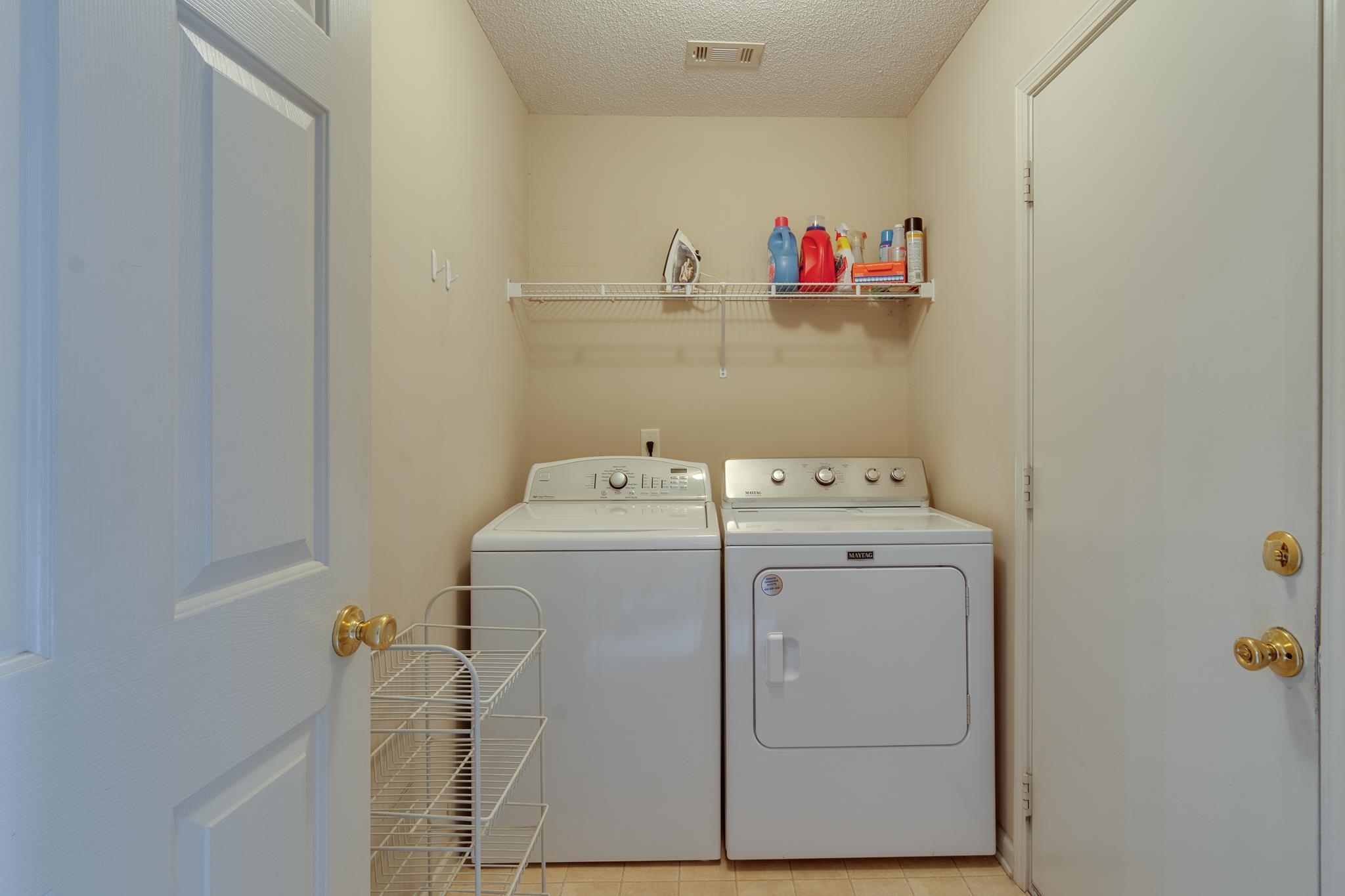 7326 Pinnacle Oaks Dr Property Photo 27