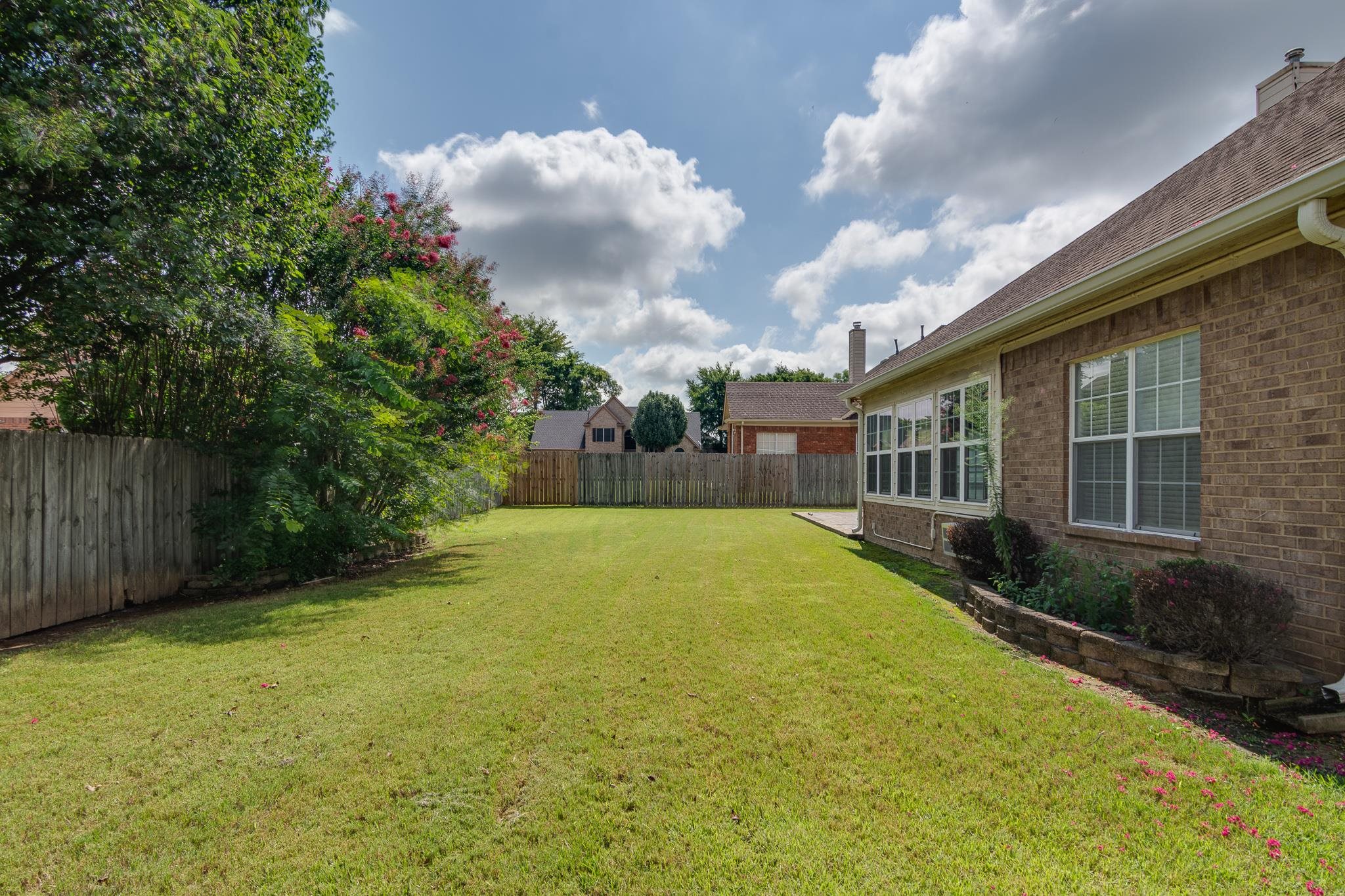 7326 Pinnacle Oaks Dr Property Photo 33