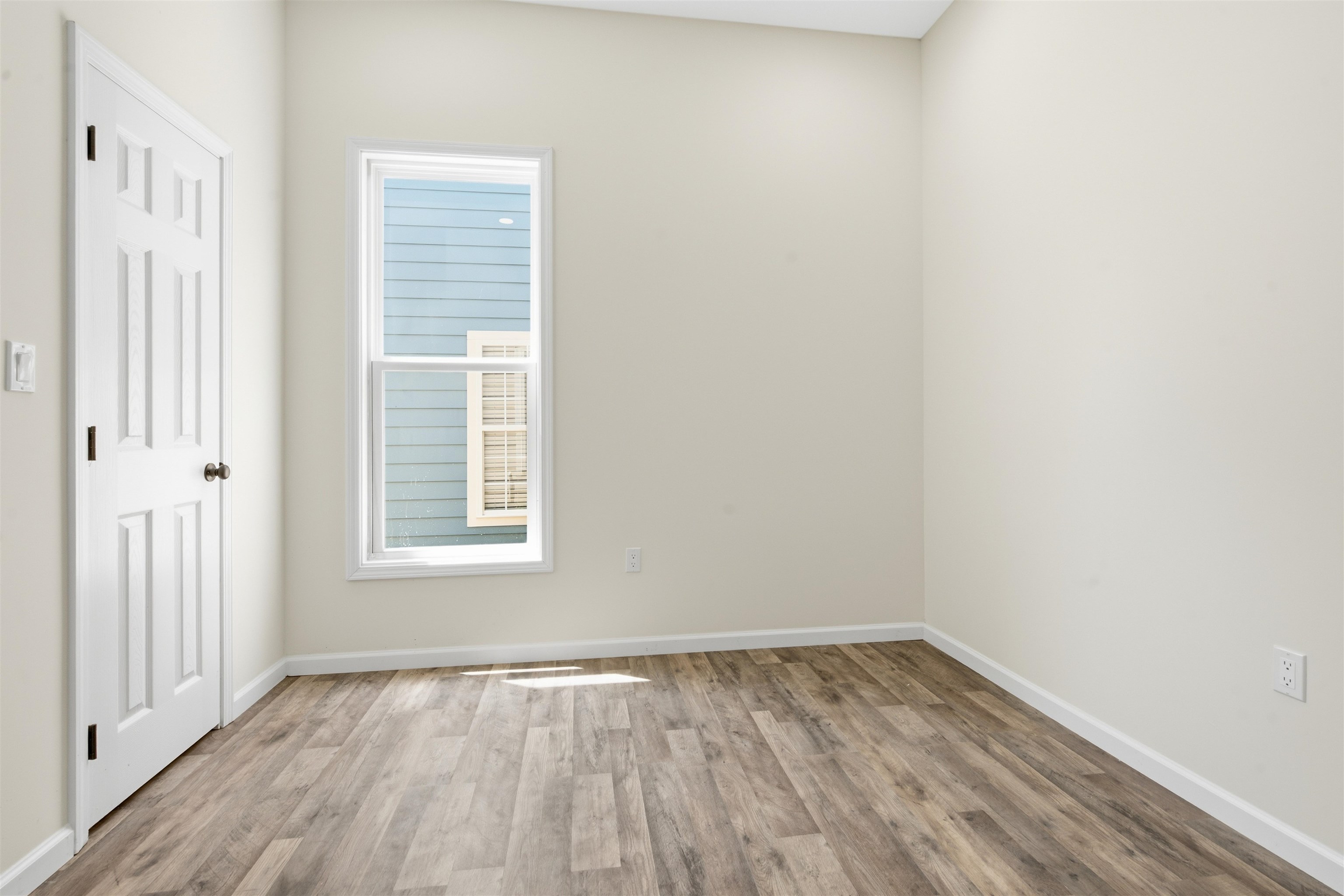 1067 Shaw Pl Property Photo 12