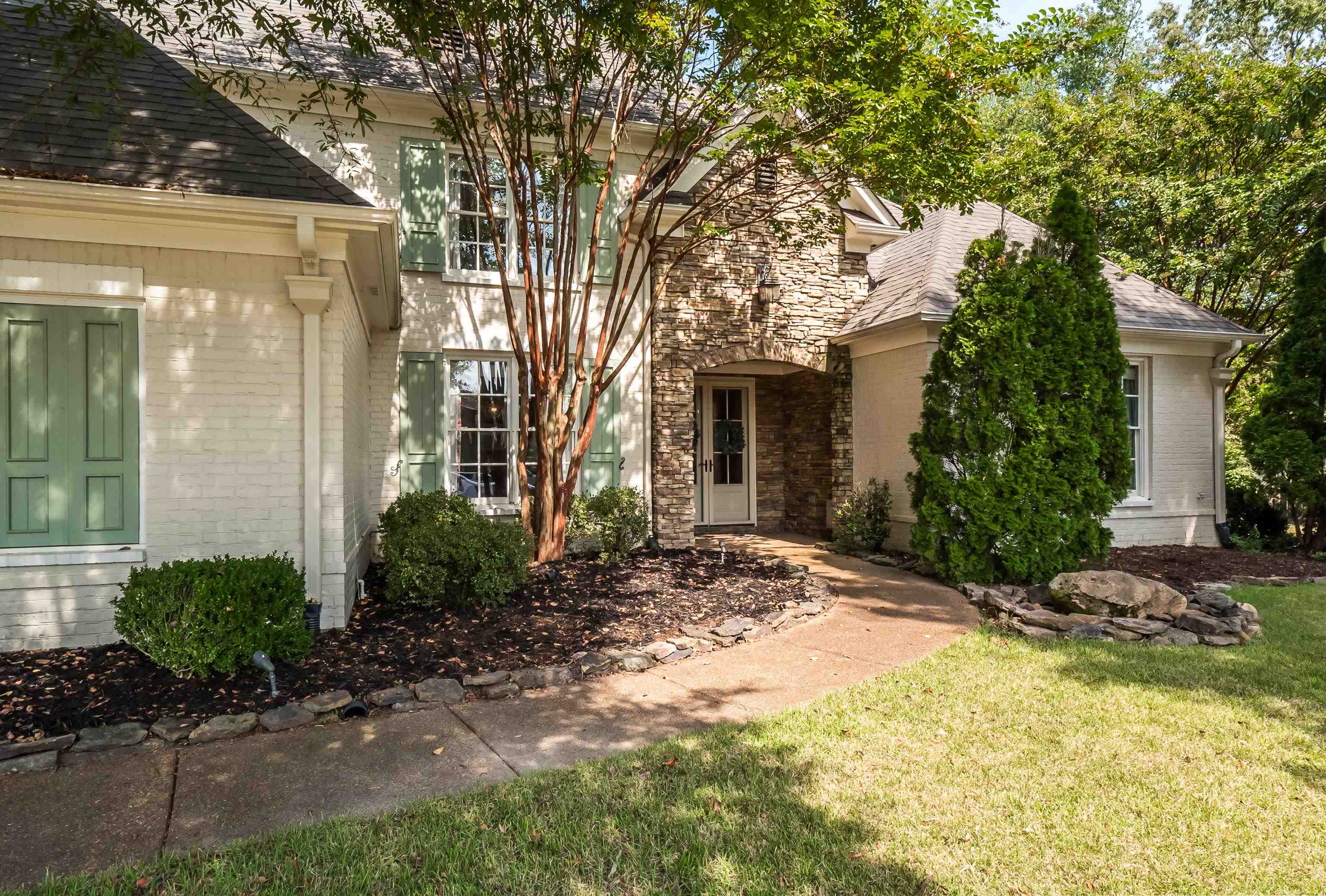 10230 Mackwood Dr Property Photo 2