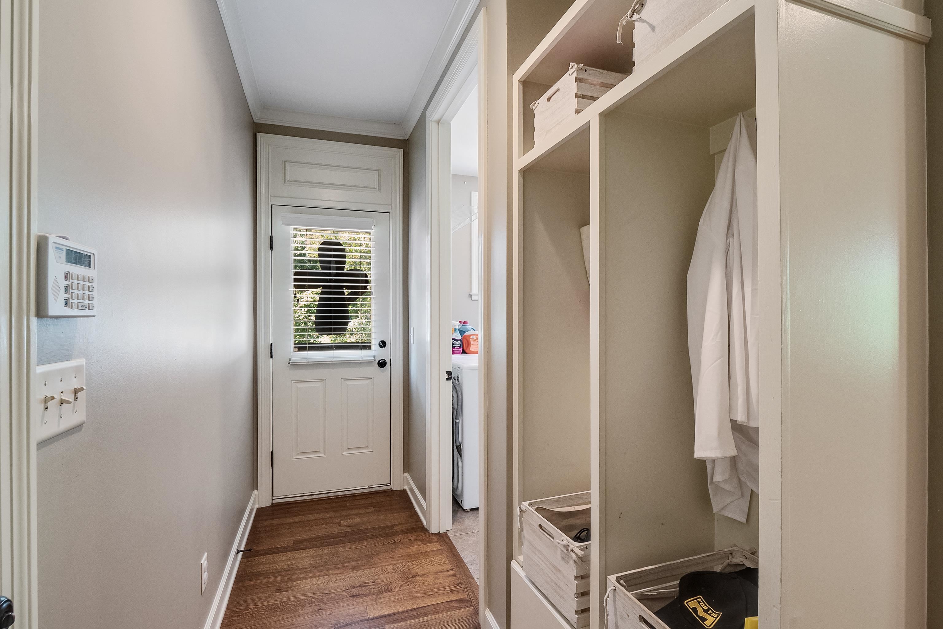 10230 Mackwood Dr Property Photo 32