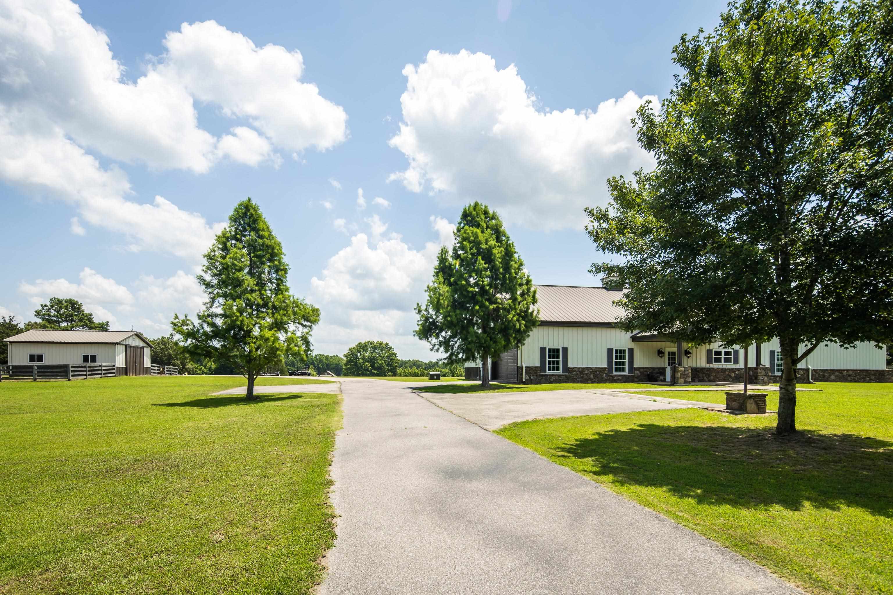 430 Tanasi Dr Property Photo 4