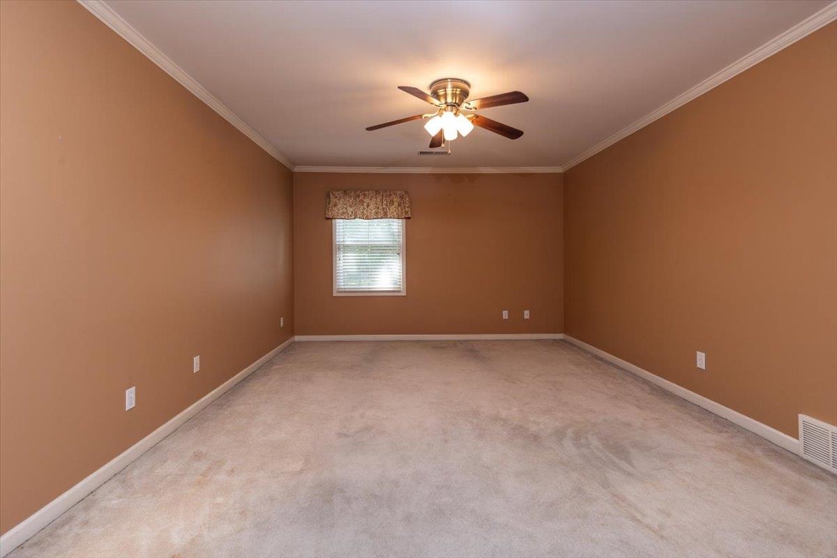 3076 Steeplegate Dr Property Photo 18