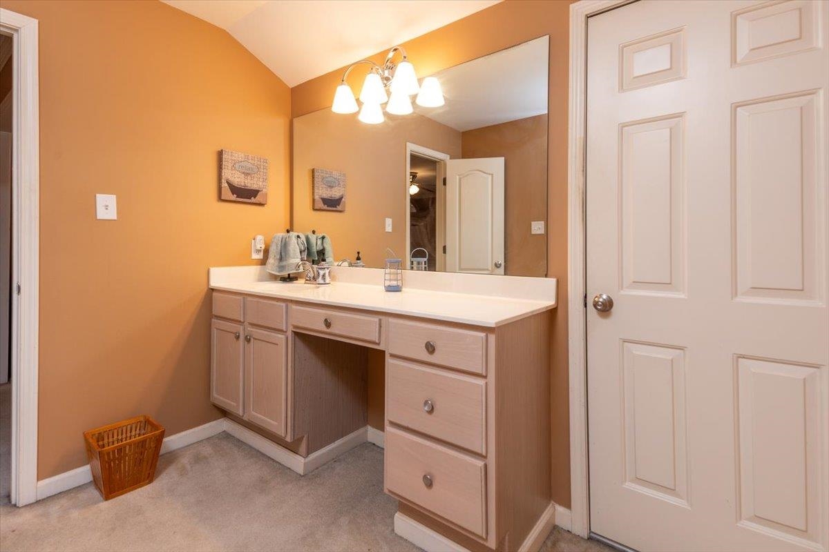 3076 Steeplegate Dr Property Photo 20