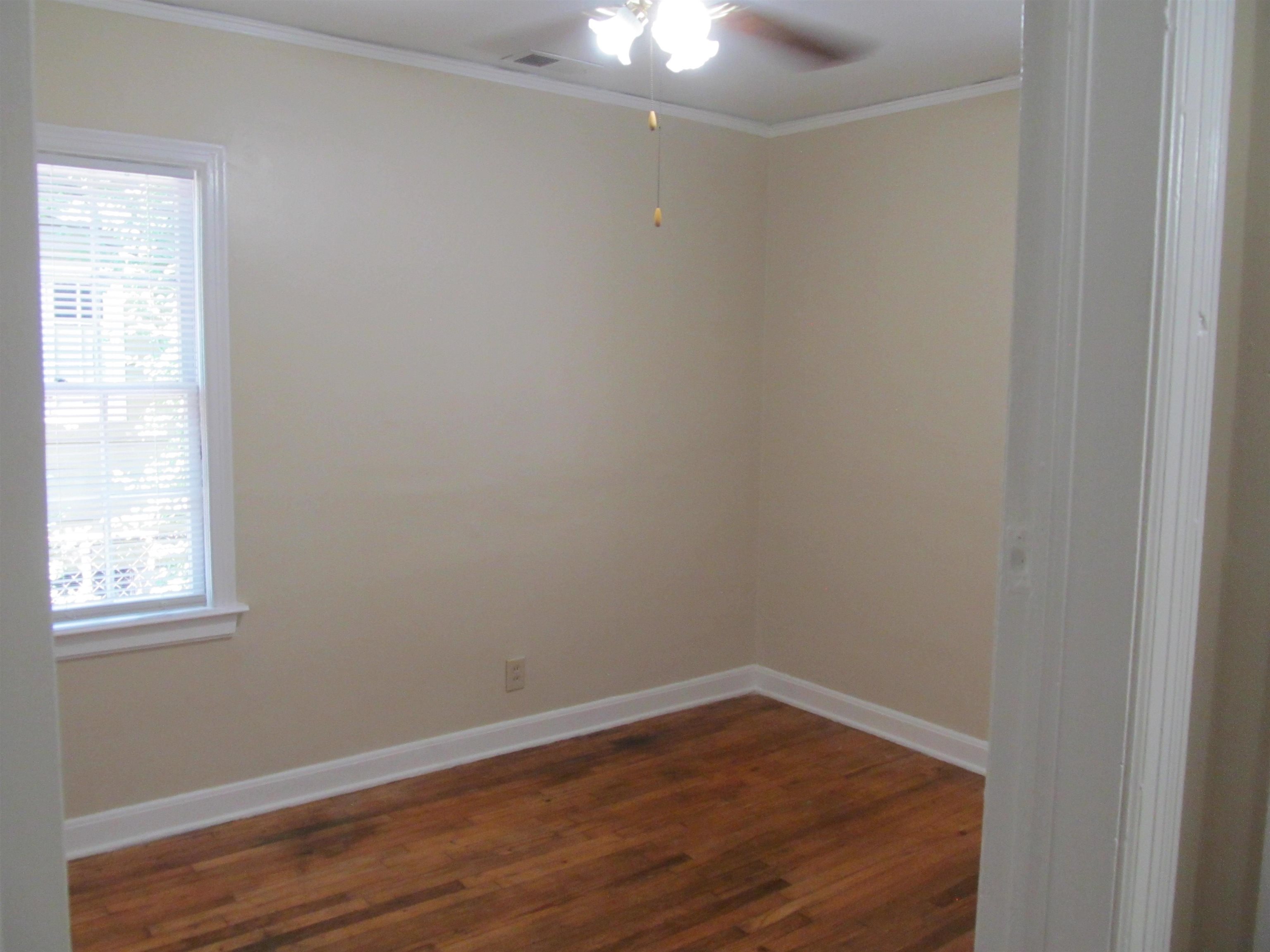 3682 Bowen Ave Property Photo 9
