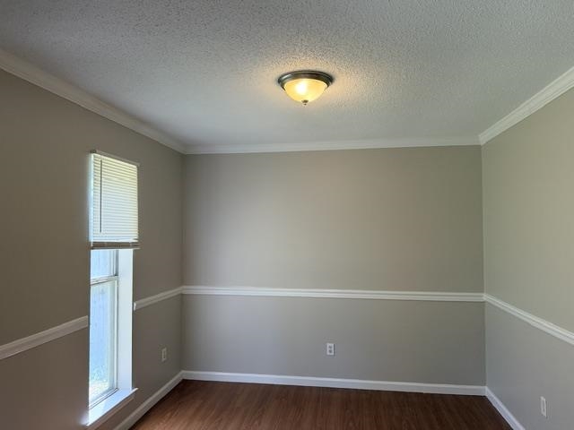 5400 Sputnik Dr Property Photo 7