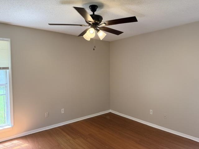 5400 Sputnik Dr Property Photo 19