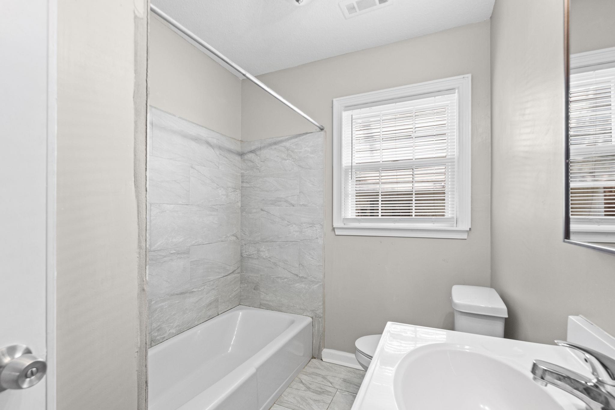 5369 Heritage Ave Property Photo 18