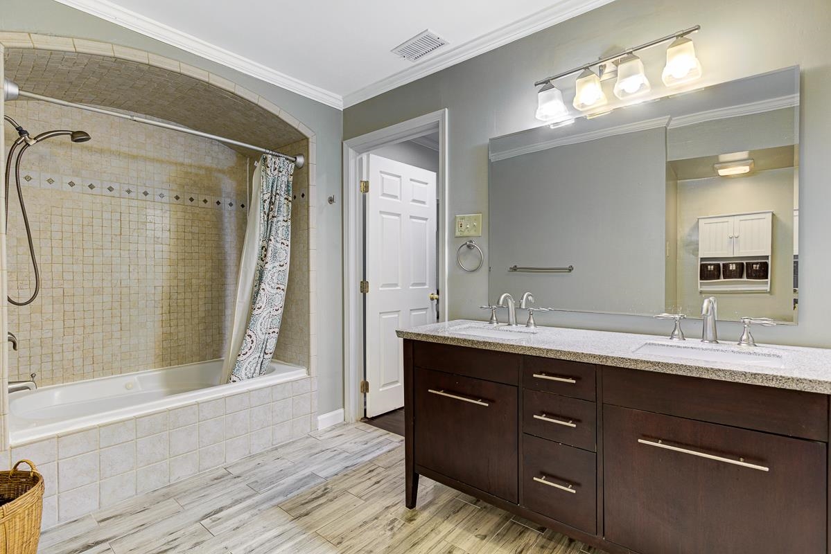 5699 Normandy Rd Property Photo 21