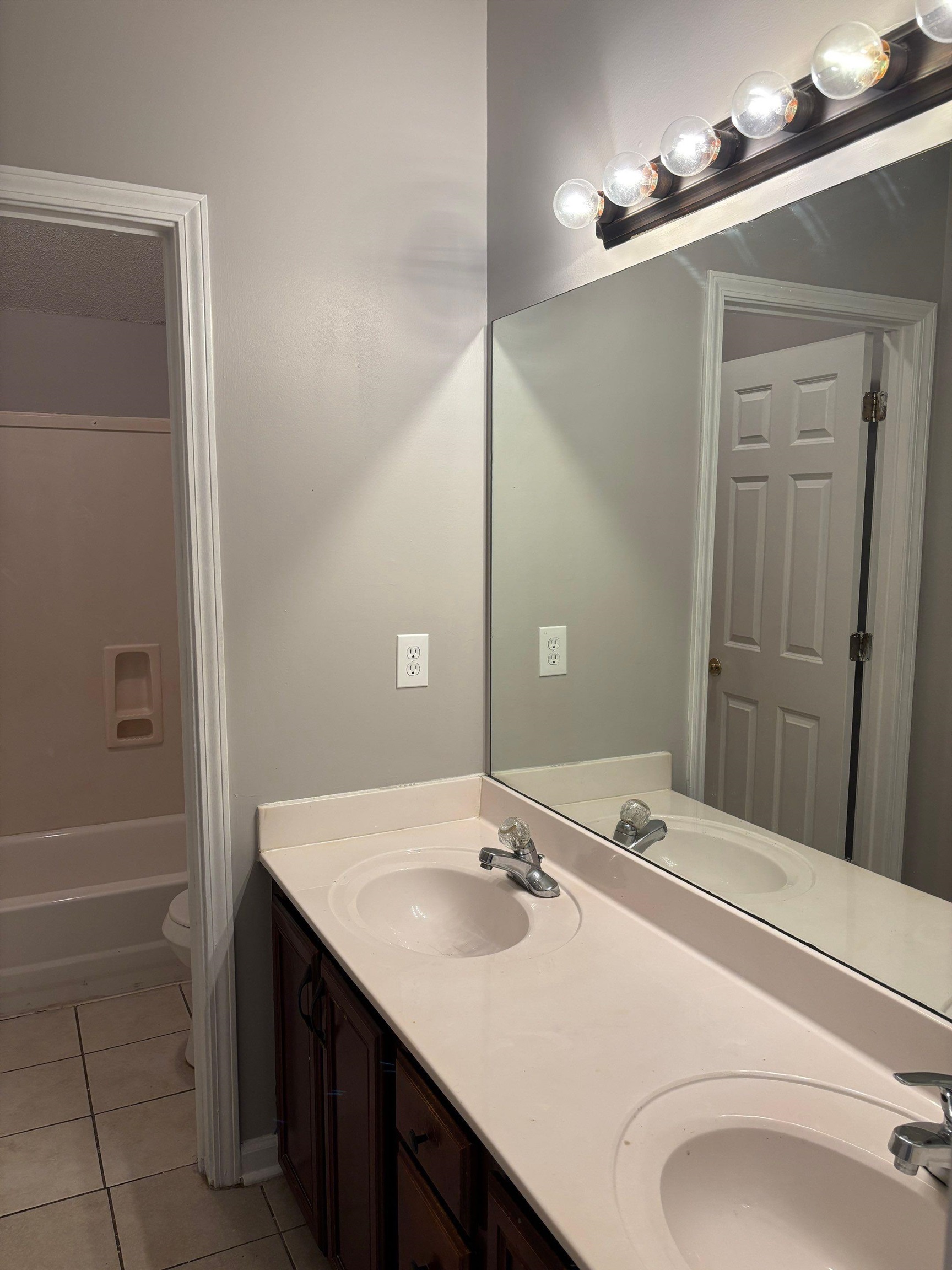 2986 Crestridge Cv Property Photo 13