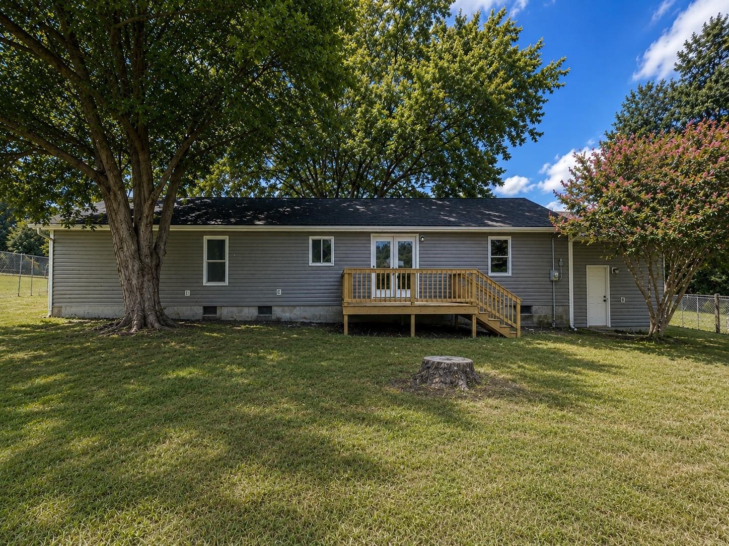 266 Bass St Property Photo 36