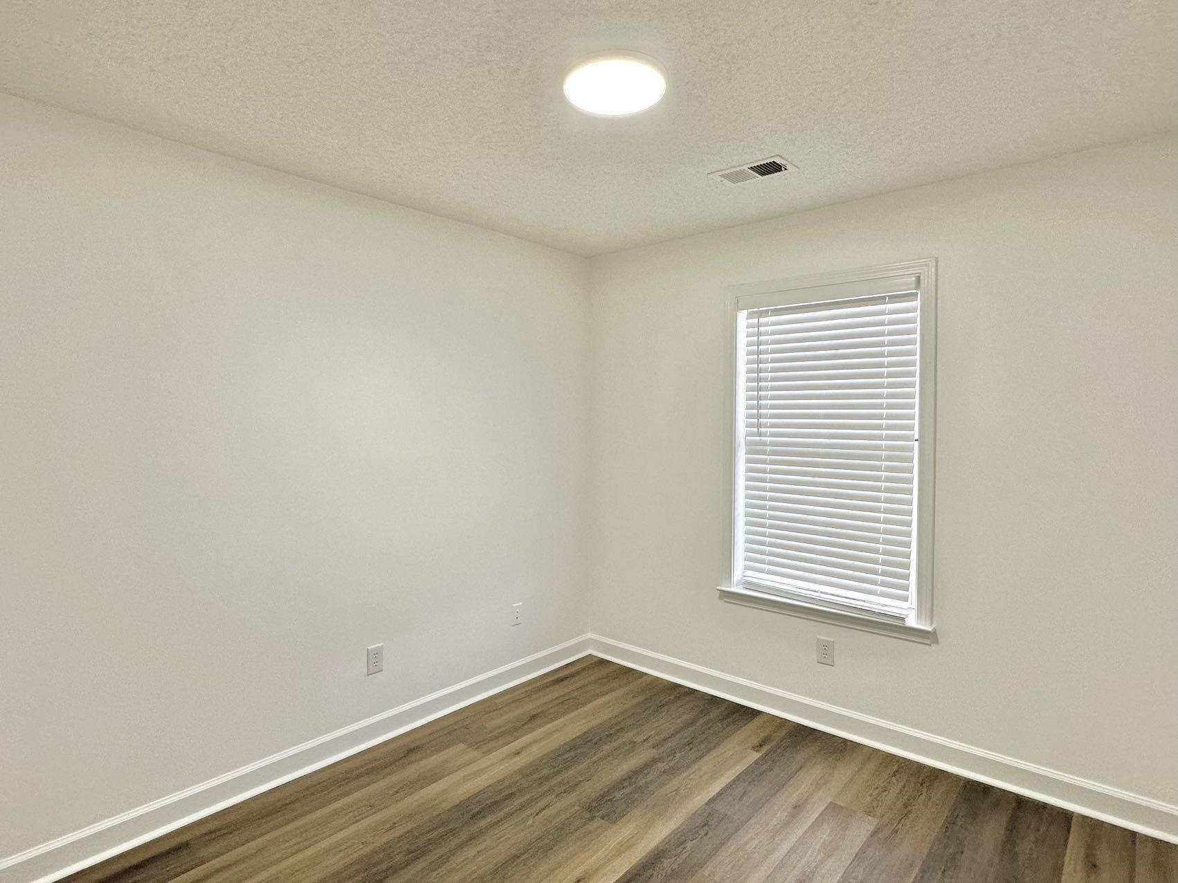 5445 Pine Oak Ln Property Photo 10