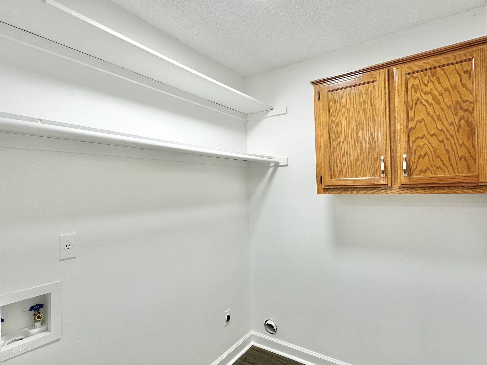 5445 Pine Oak Ln Property Photo 11
