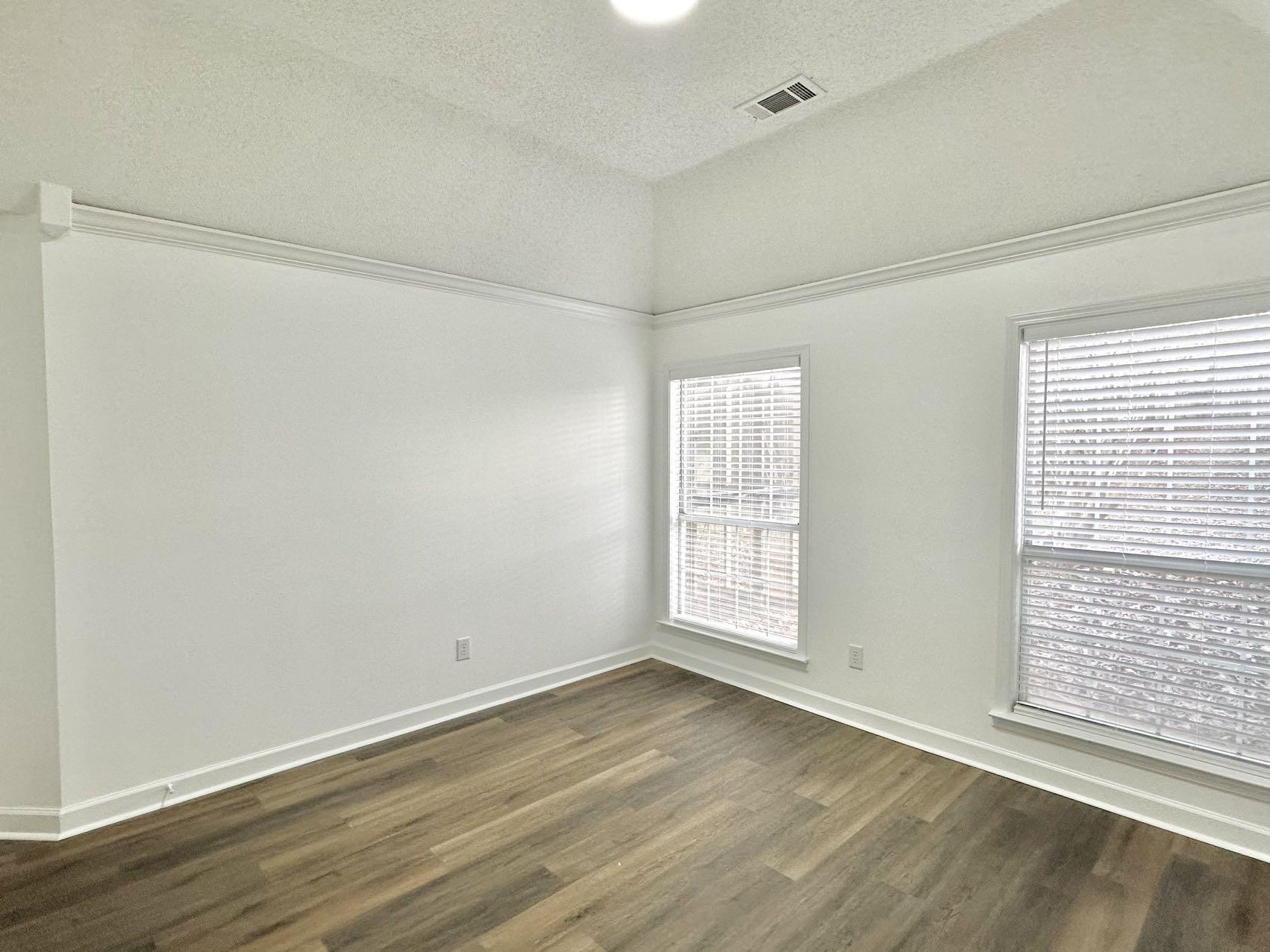5445 Pine Oak Ln Property Photo 13