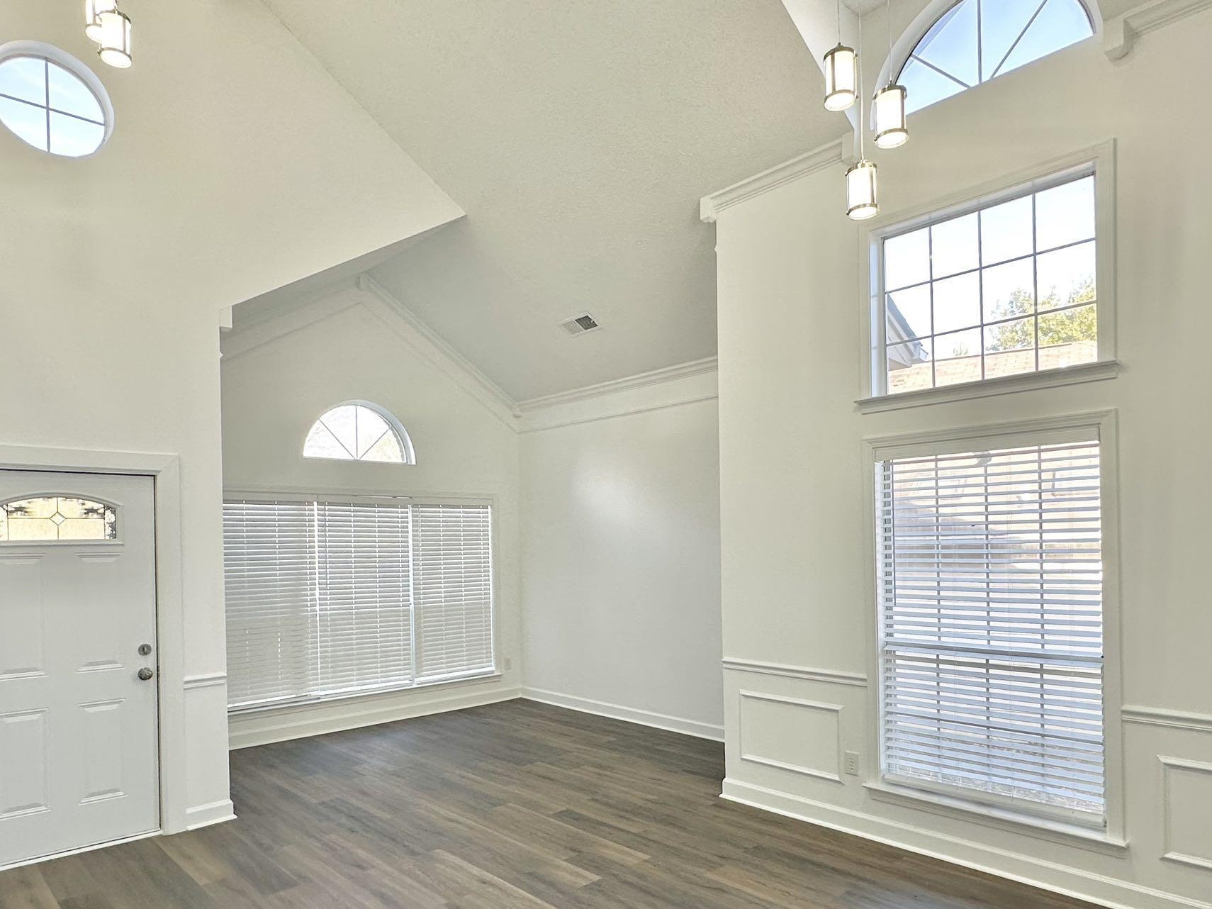 5445 Pine Oak Ln Property Photo 20