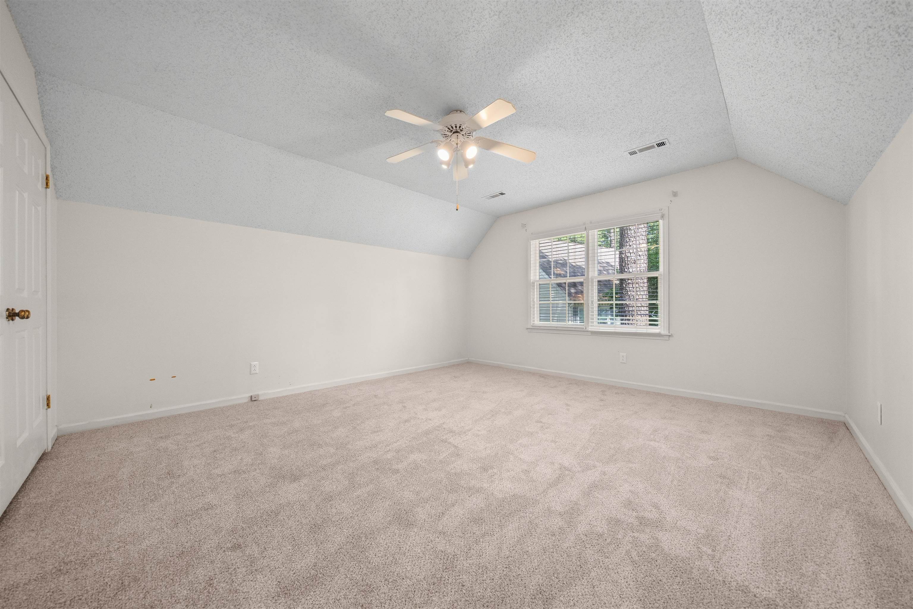 2031 Dowden Cv Property Photo 28