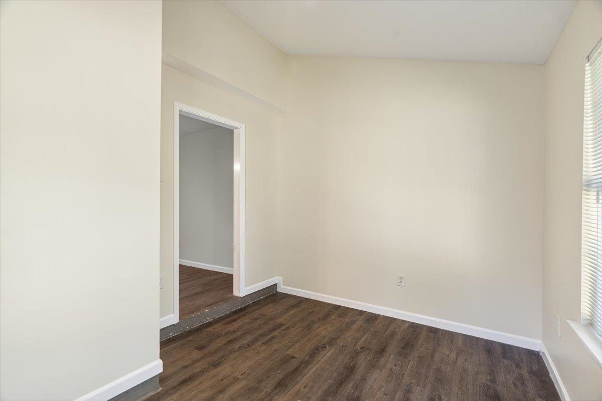 2254 Mangum Dr Property Photo 5