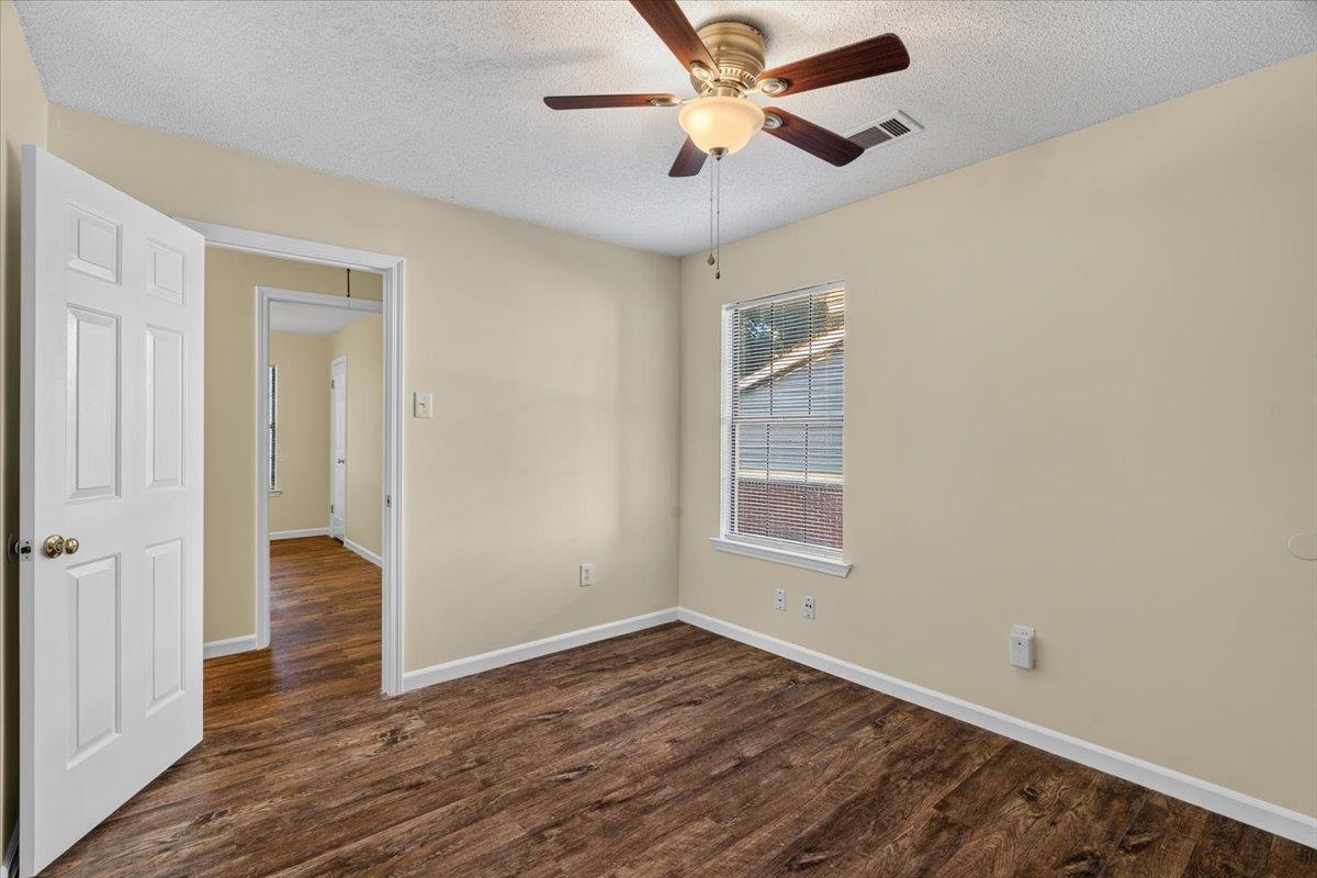 2254 Mangum Dr Property Photo 20