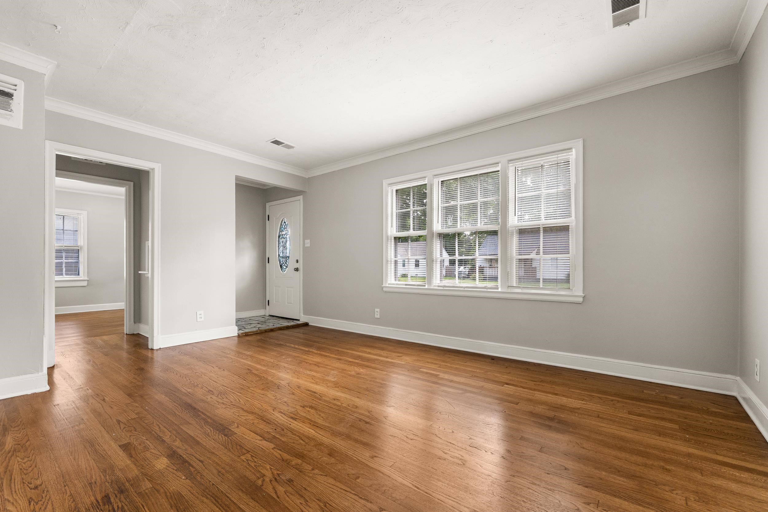1156 Brower St Property Photo 6