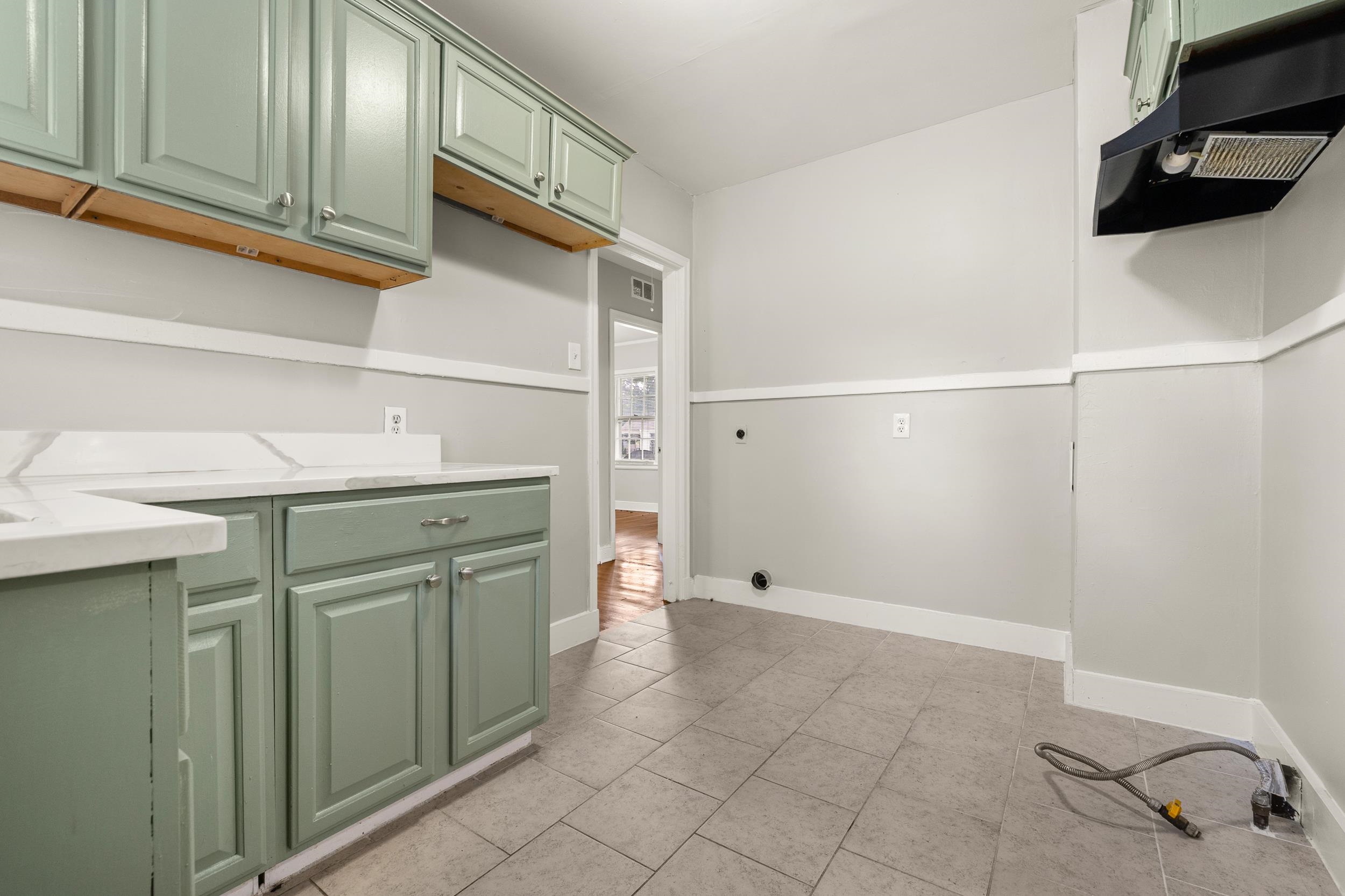 1156 Brower St Property Photo 17
