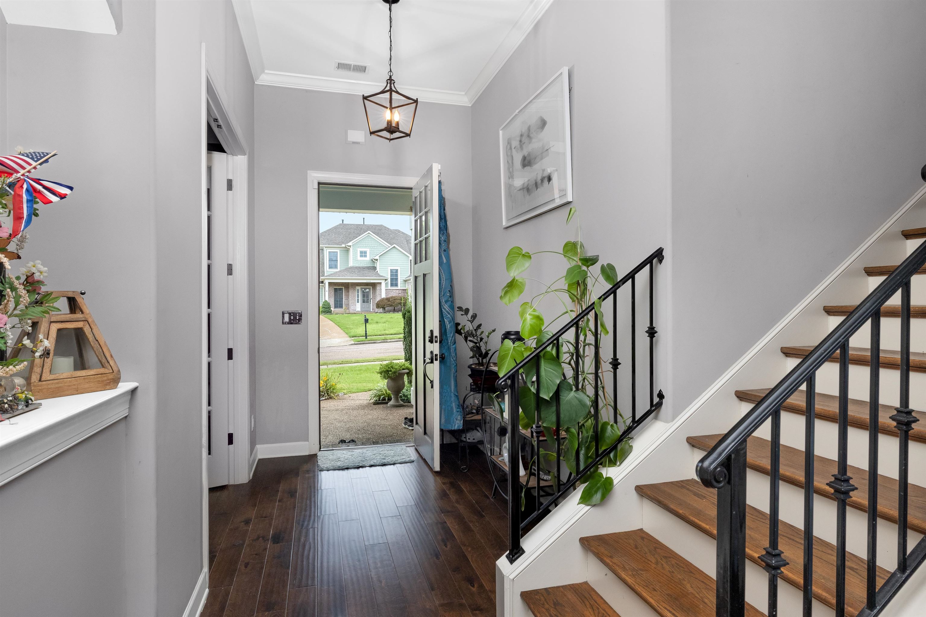 5607 Magnolia Bend Cv Property Photo 2