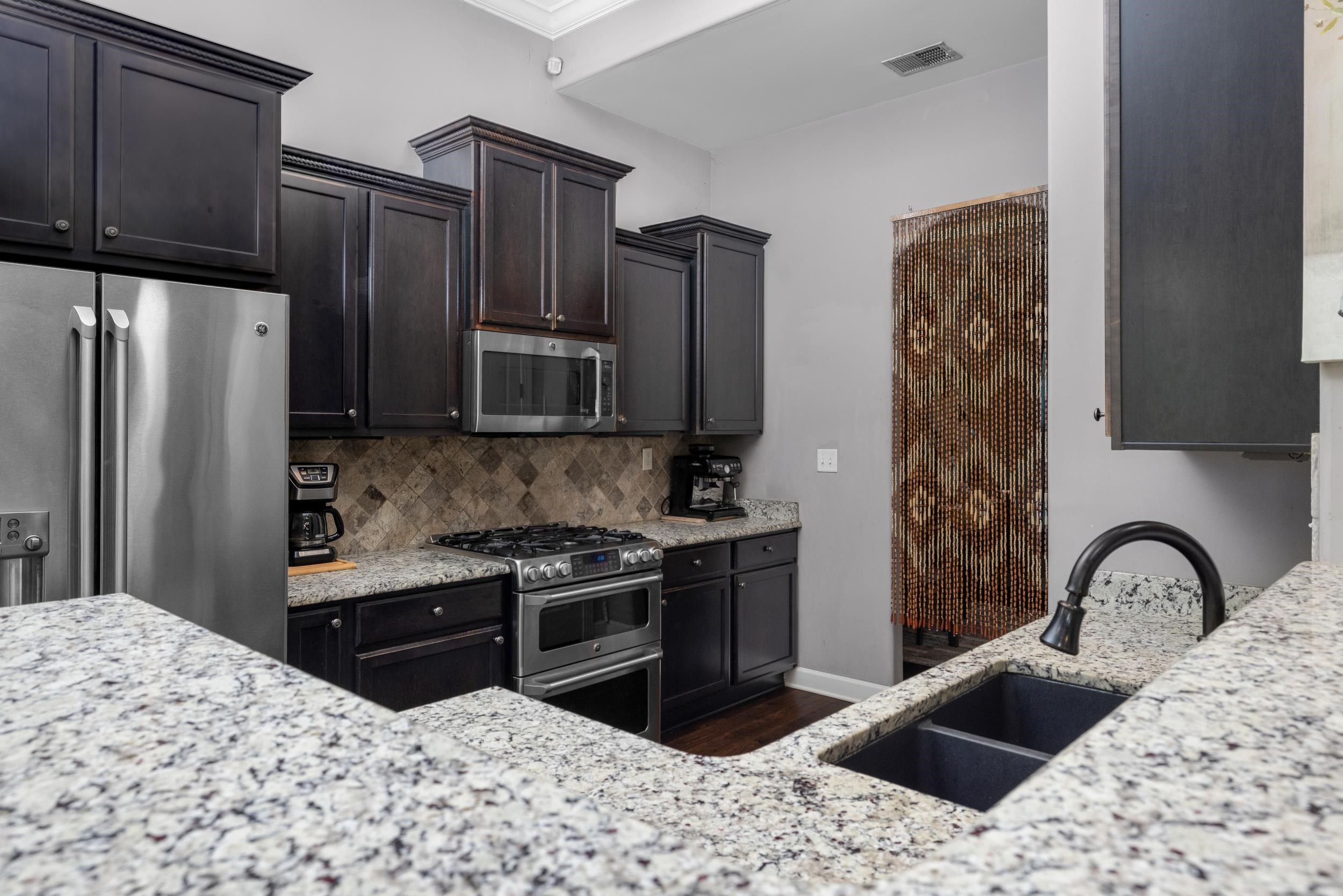 5607 Magnolia Bend Cv Property Photo 10