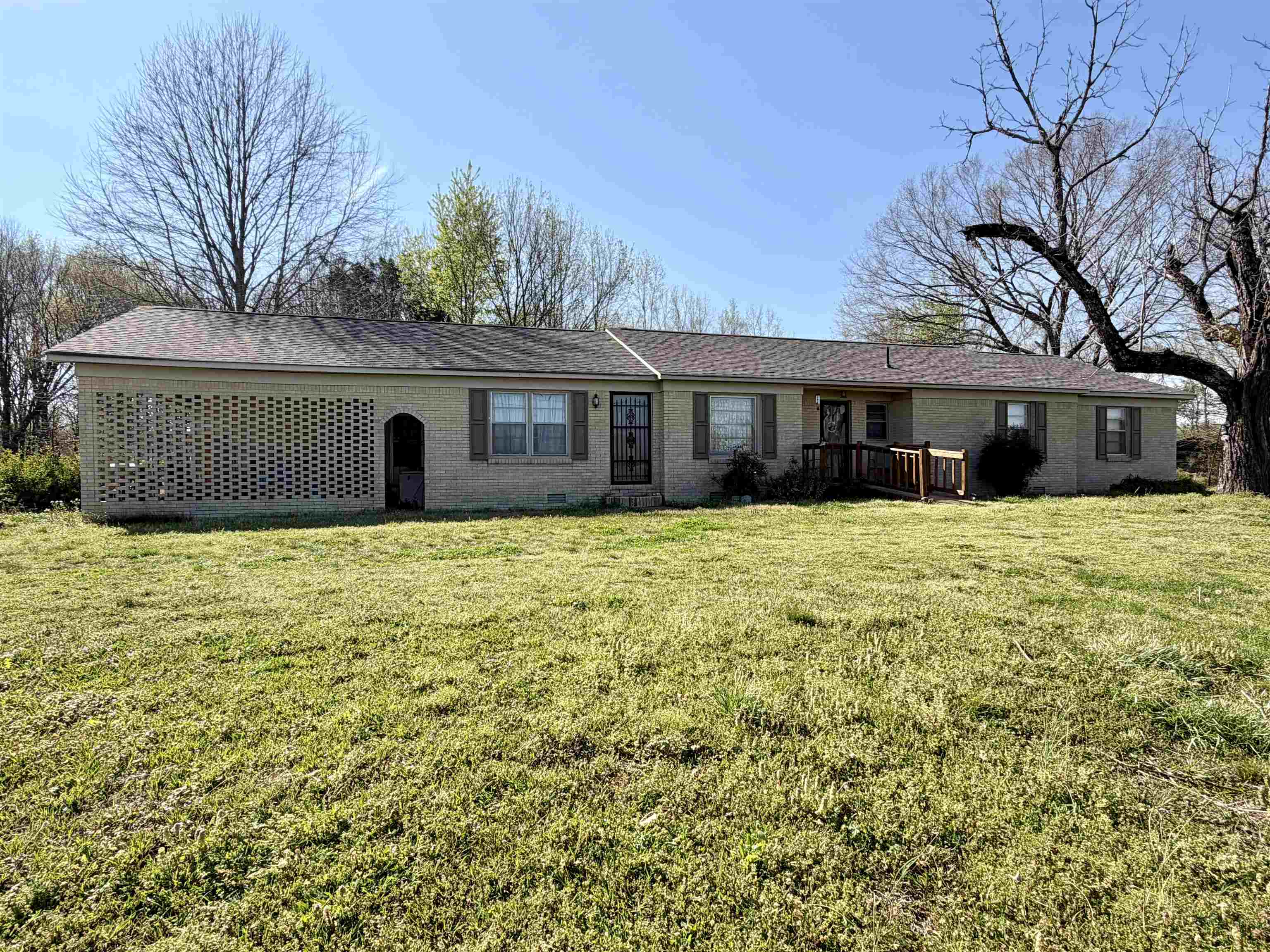 218 Sardie Henry Rd Property Photo 1