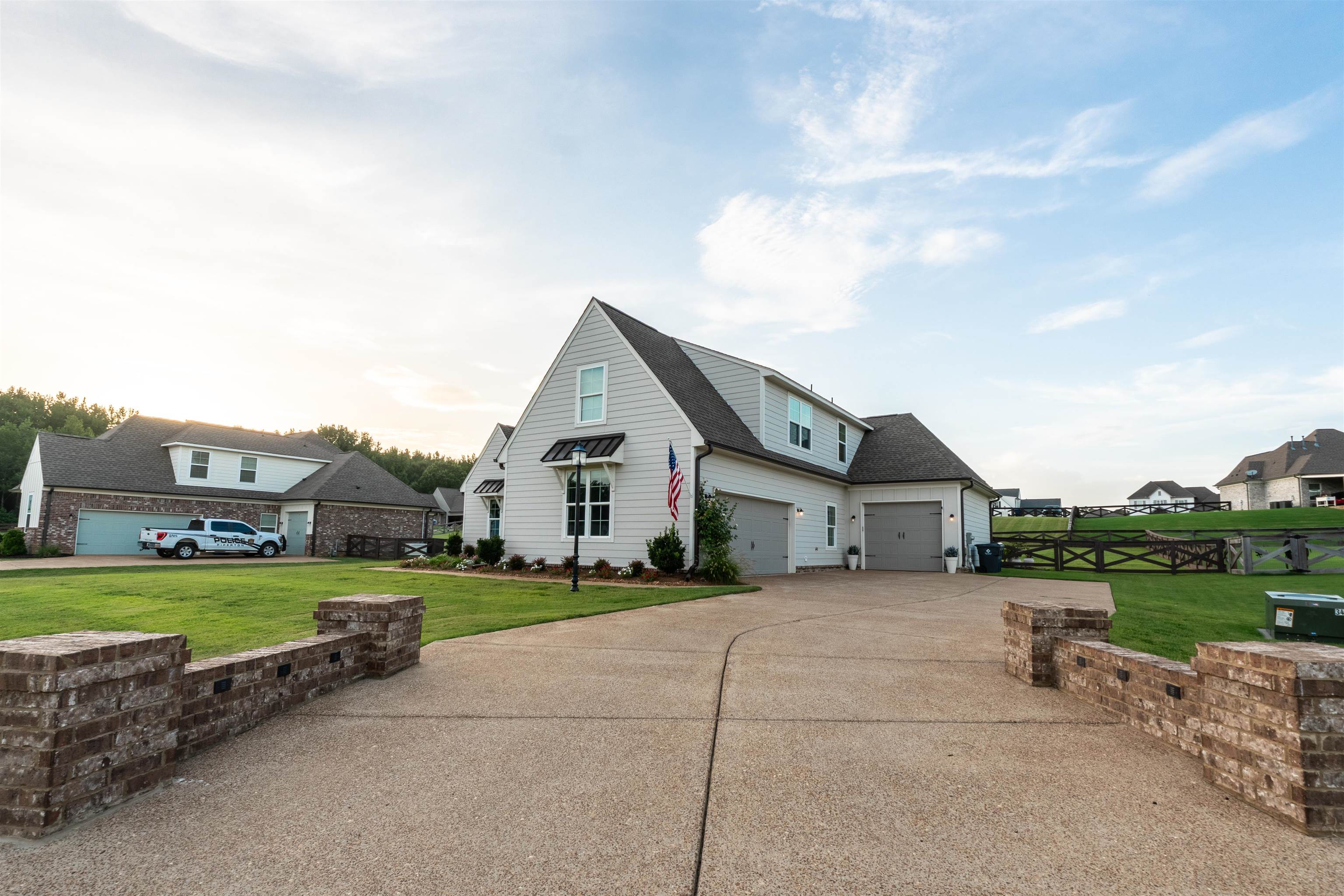 35 Farmhouse Cv Property Photo 3