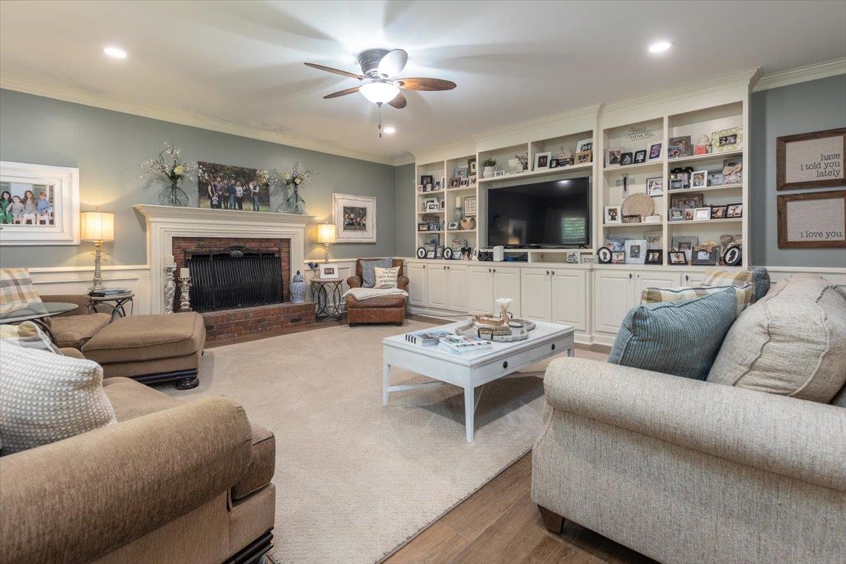 10250 Barn Hill Dr Property Photo 12