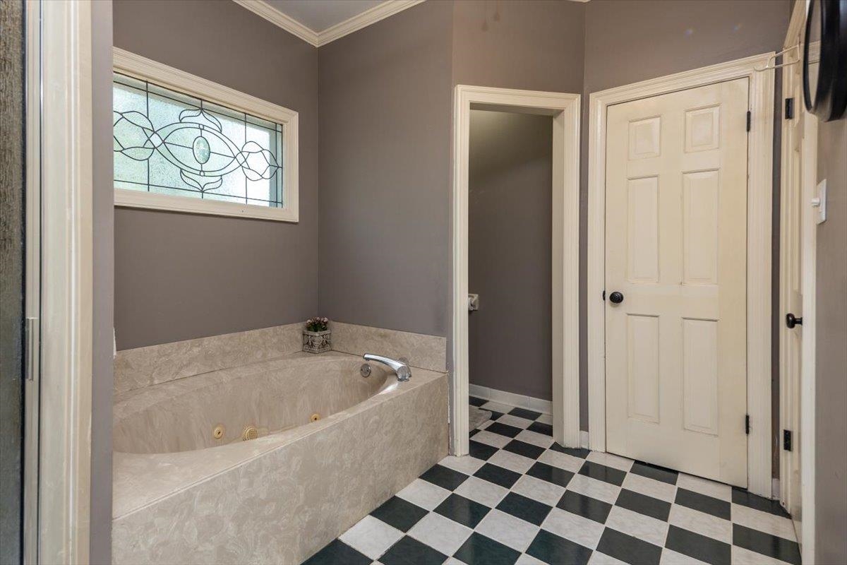 10250 Barn Hill Dr Property Photo 19
