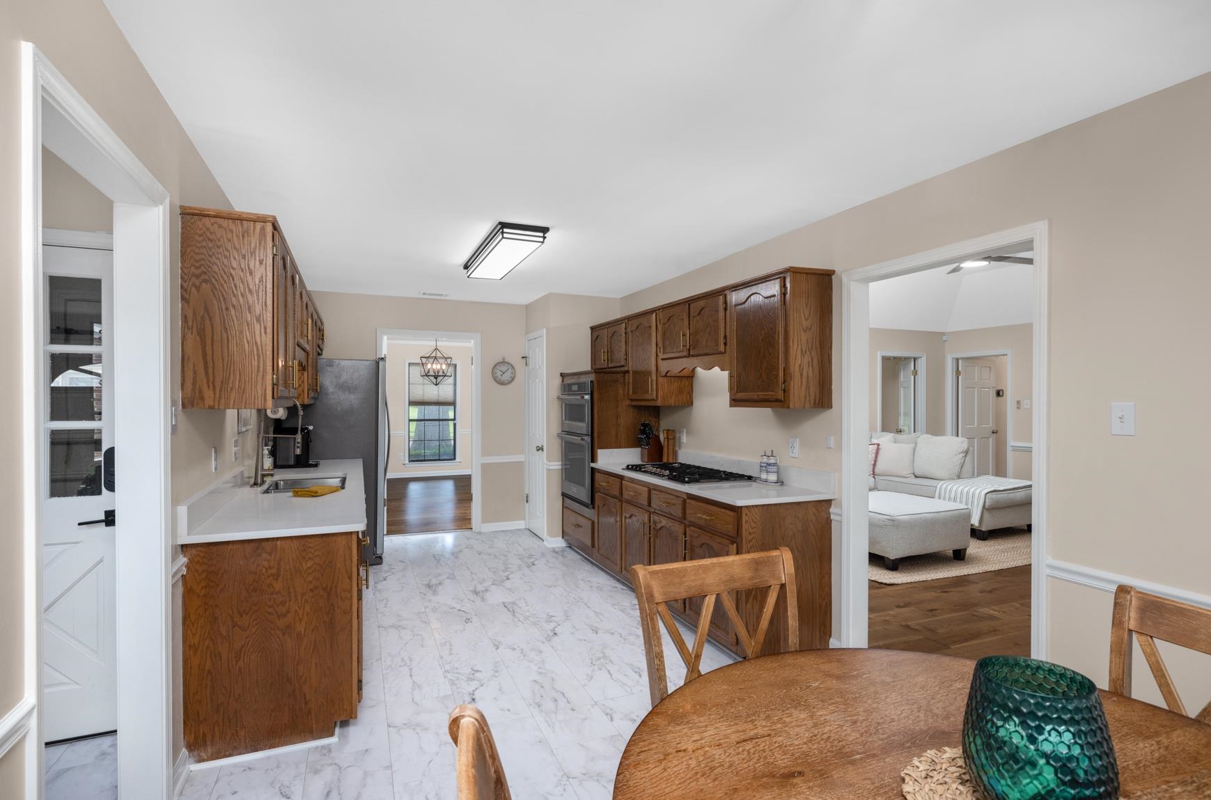 3775 Oak Forest Dr Property Photo 15