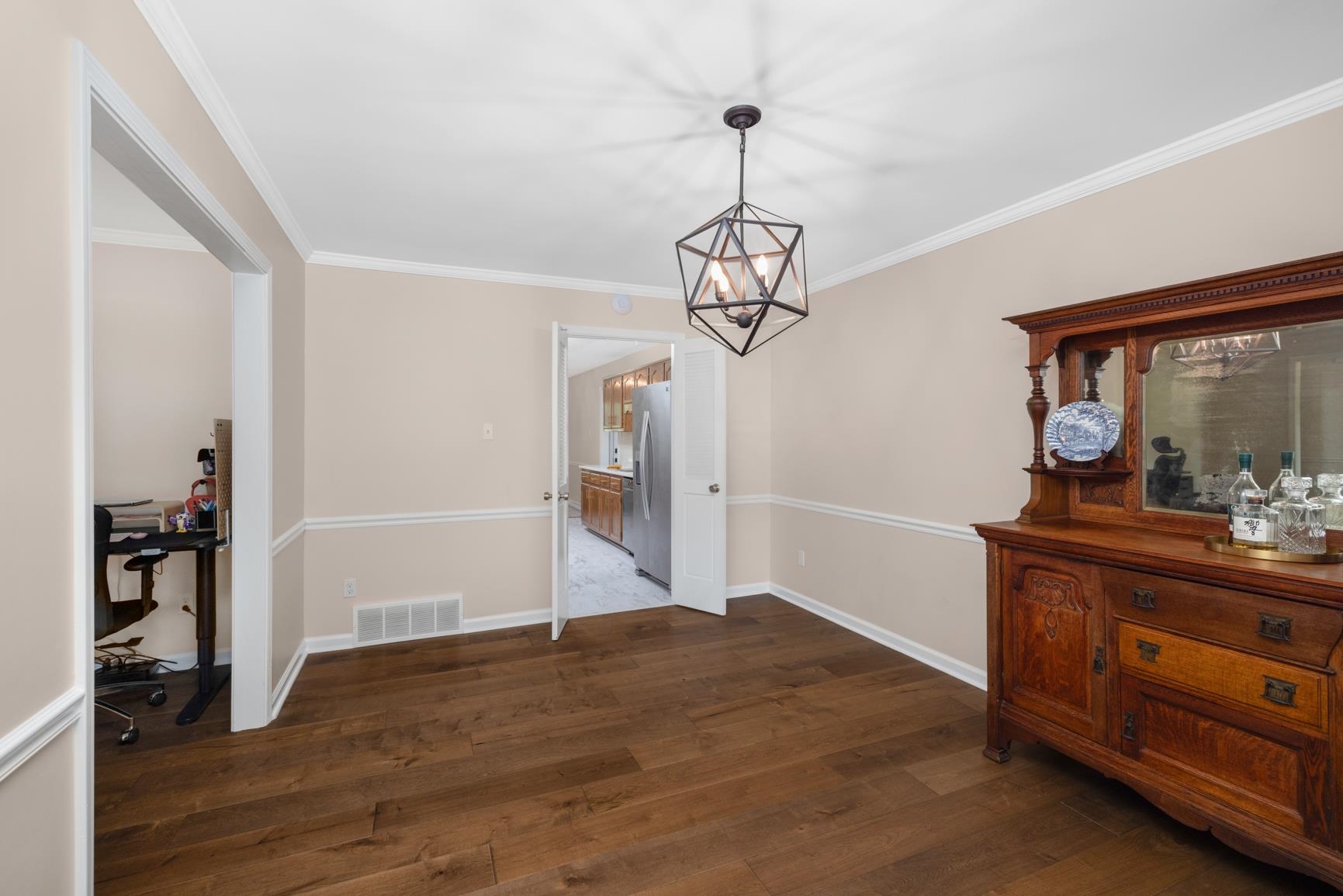 3775 Oak Forest Dr Property Photo 16