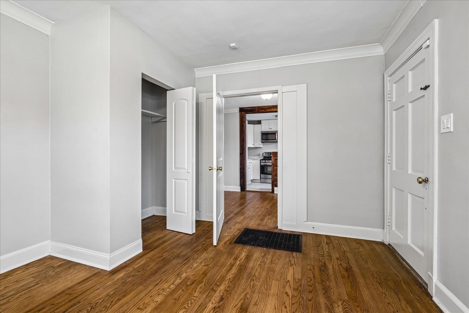 3725 Spottswood Ave Property Photo 5