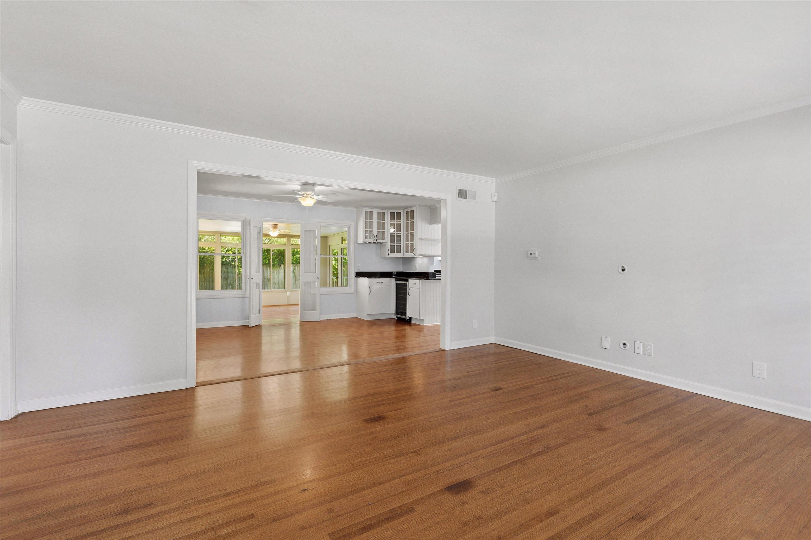 4885 Lynbar Ave Property Photo 25