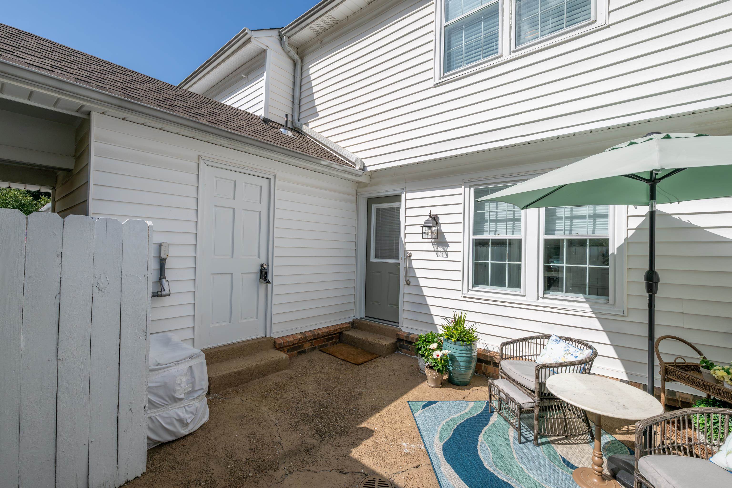 1866 Park Trail Dr 1866 Property Photo 27