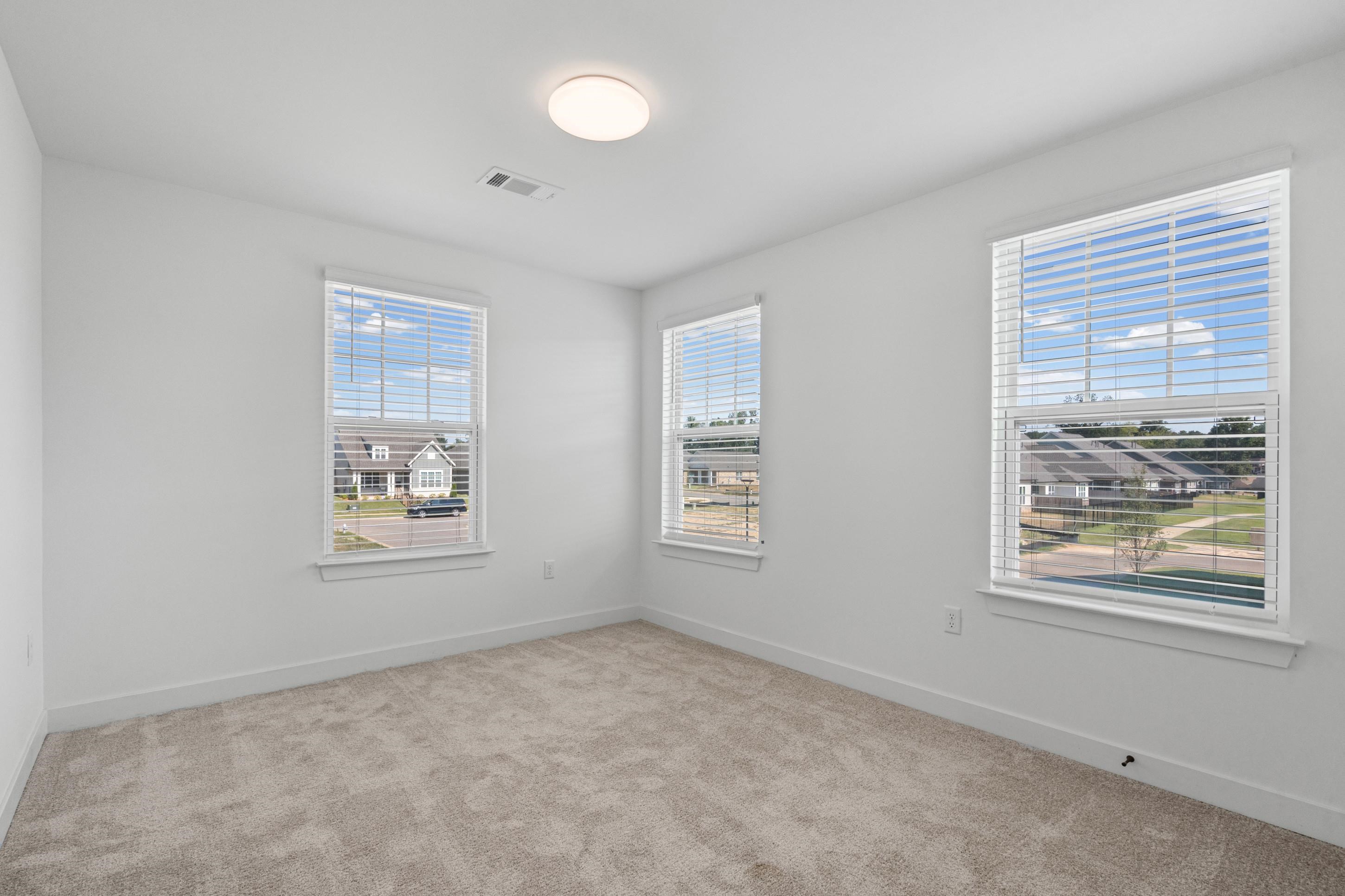 3059 Portage Dr Property Photo 17