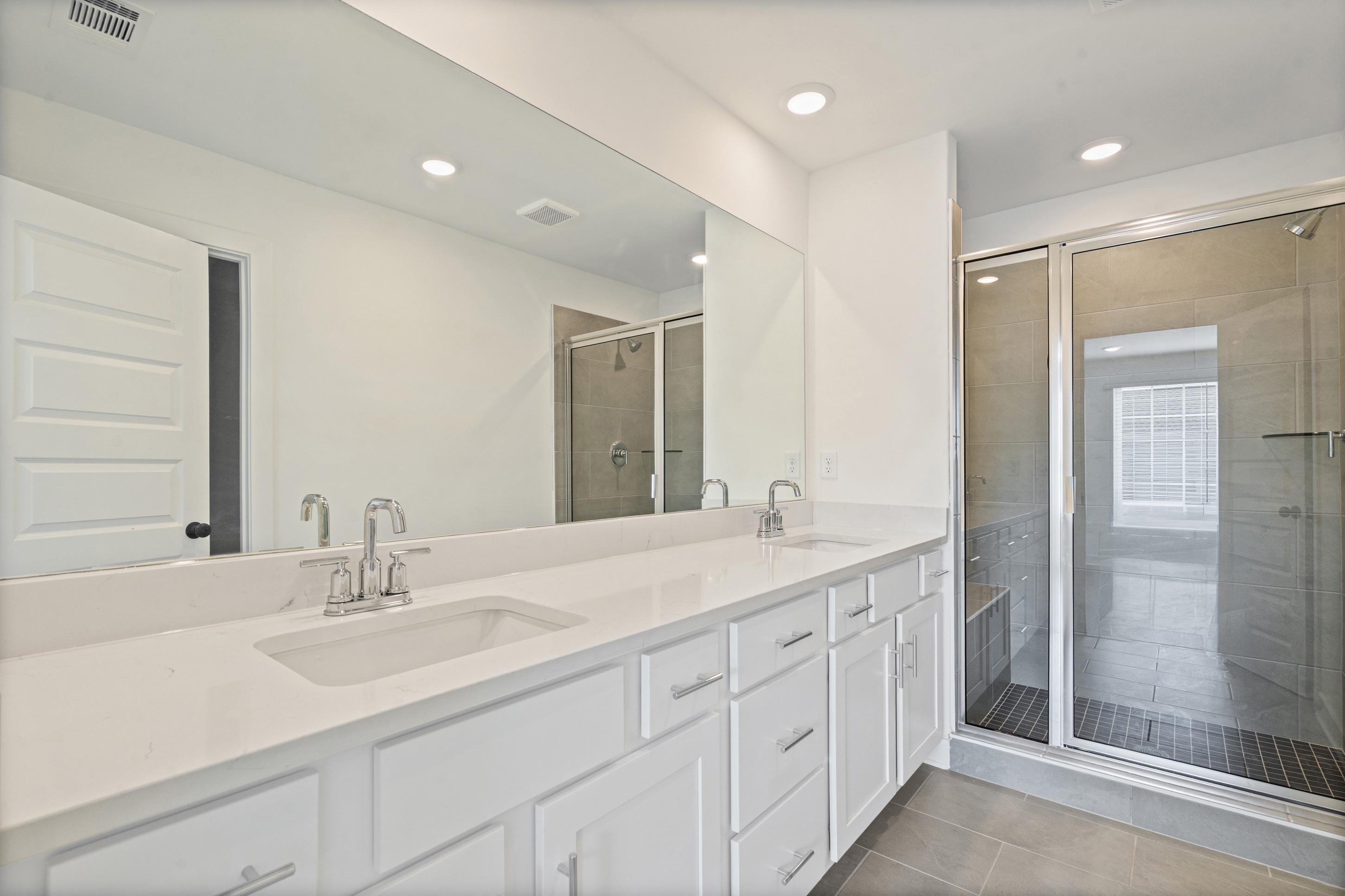 3057 Portage Dr Property Photo 14