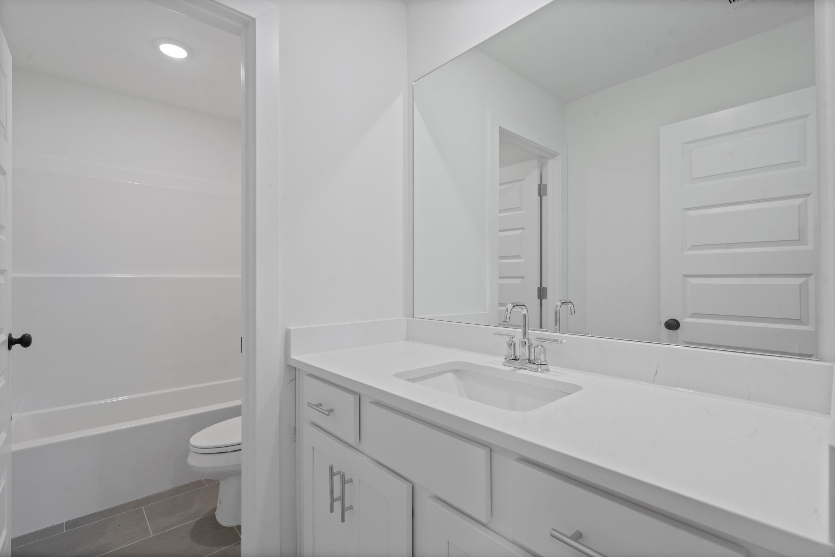 3053 Portage Dr Property Photo 13