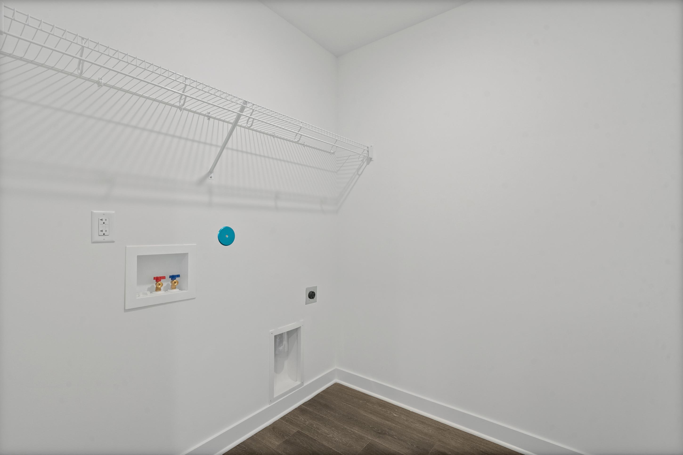 3053 Portage Dr Property Photo 14