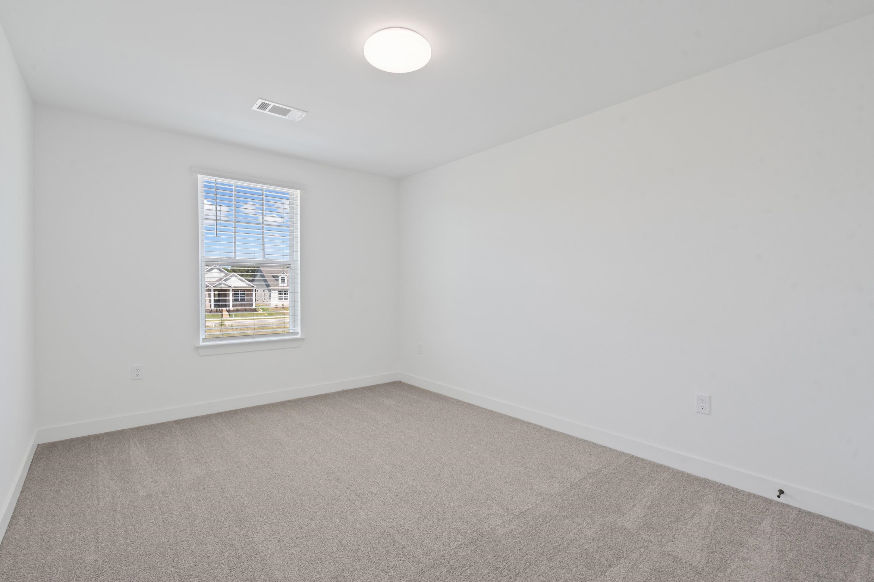 3053 Portage Dr Property Photo 17