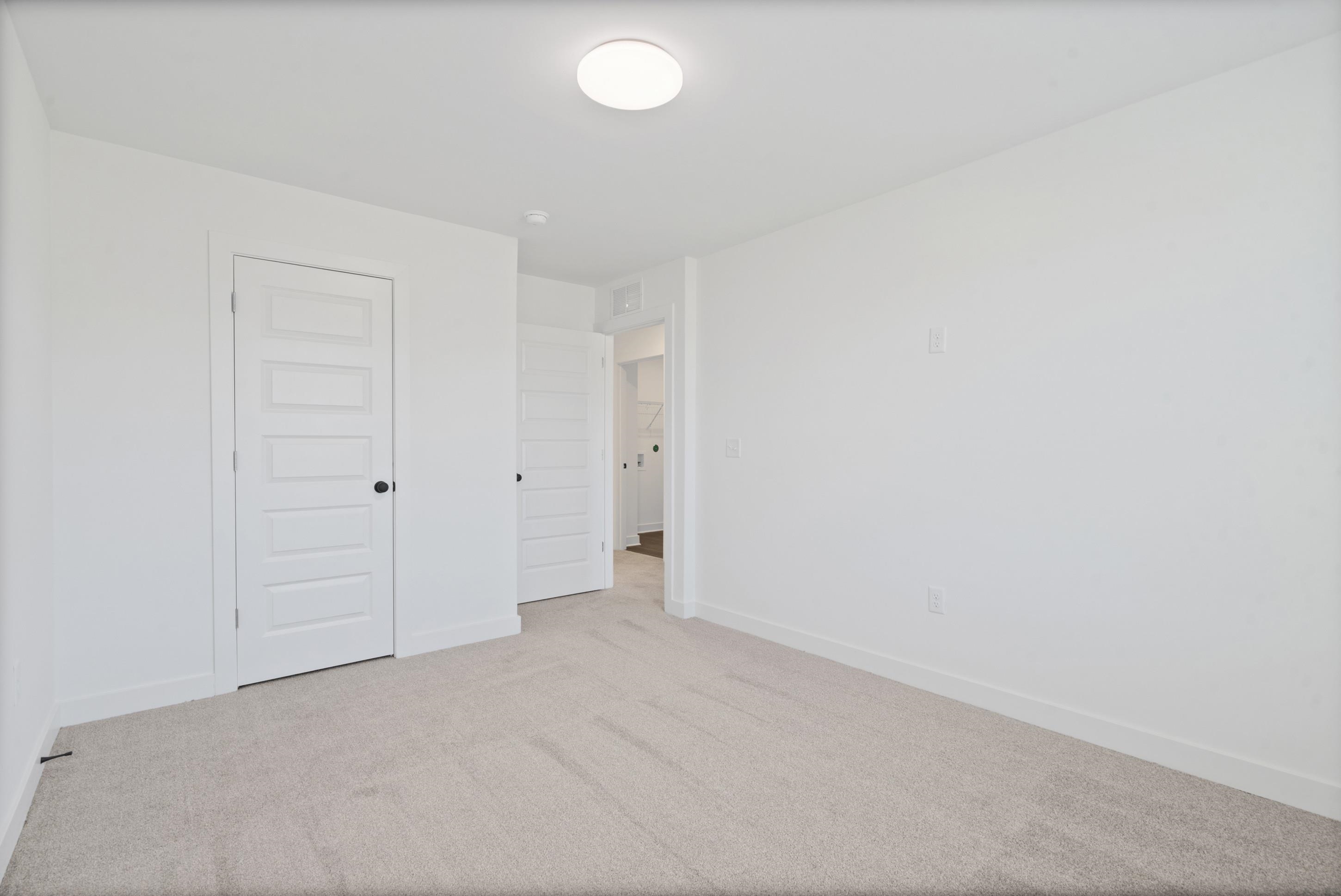 3053 Portage Dr Property Photo 18