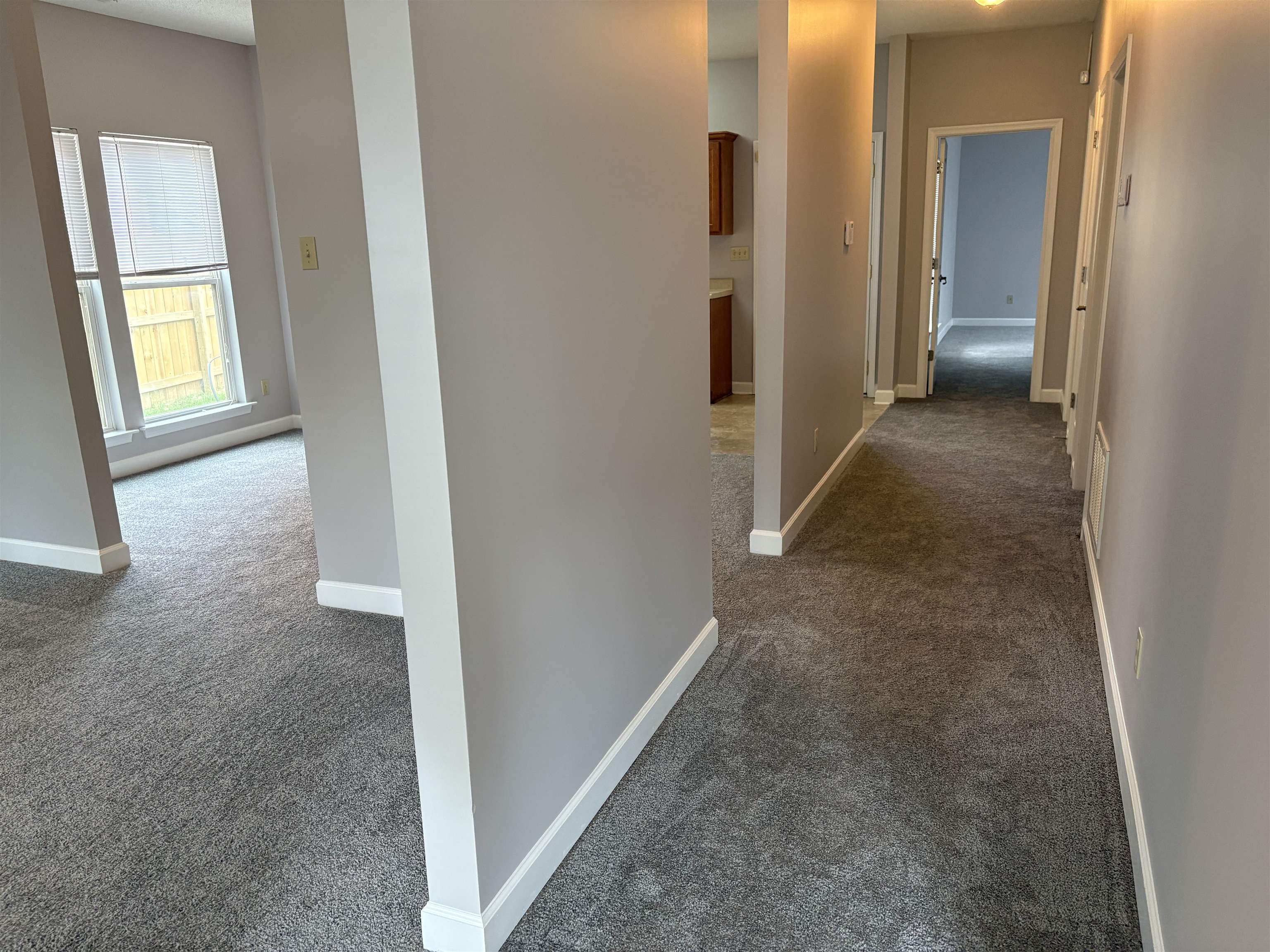 637 Greenlaw Pl Property Photo 8
