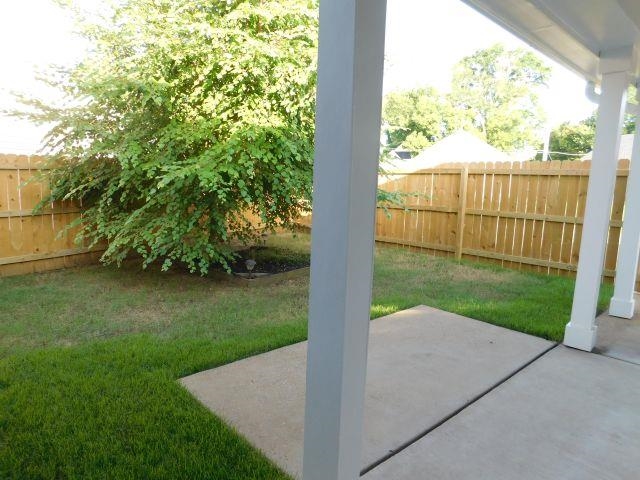 637 Greenlaw Pl Property Photo 19