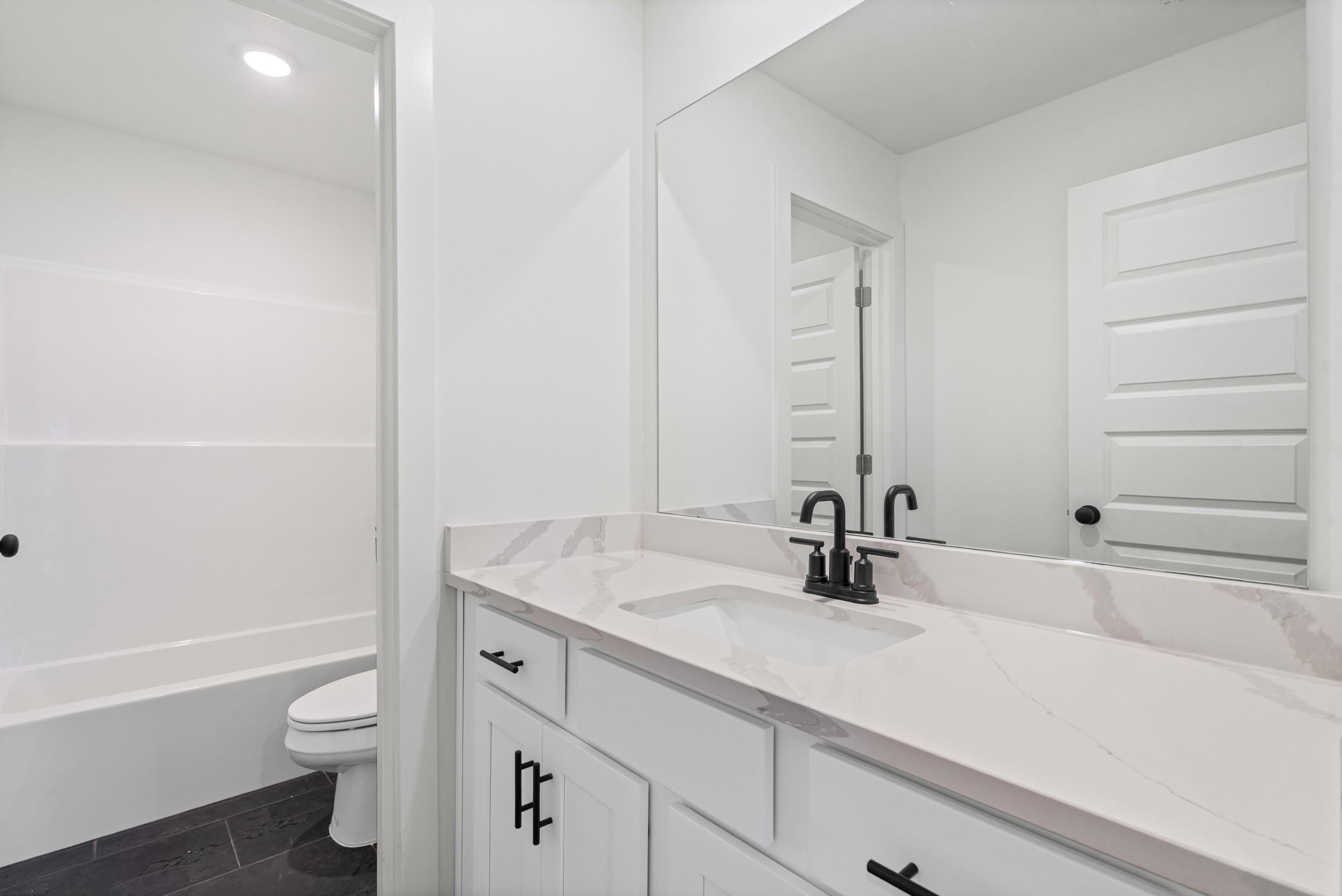 3051 Portage Dr Property Photo 15