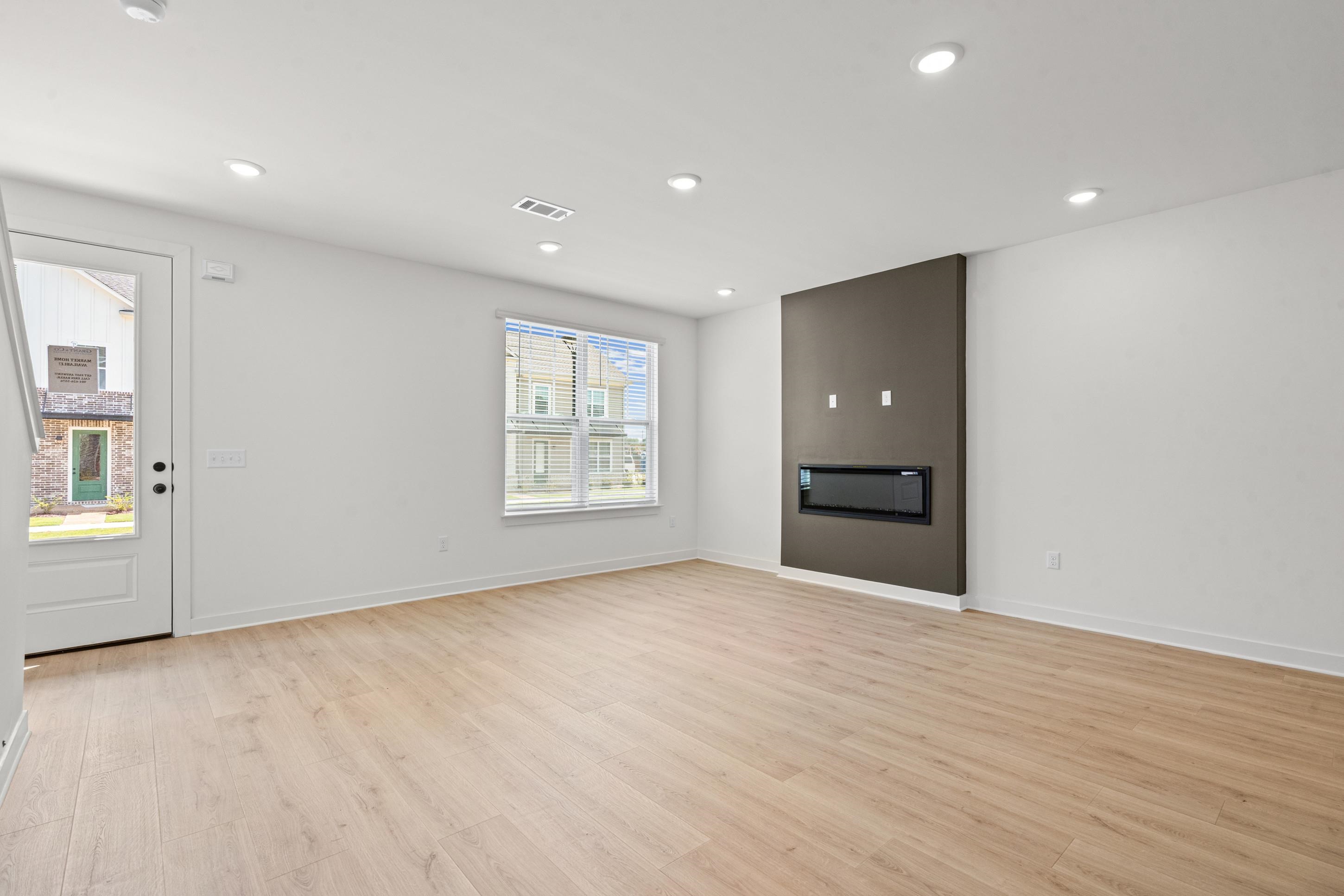 3049 Portage Dr Property Photo 5