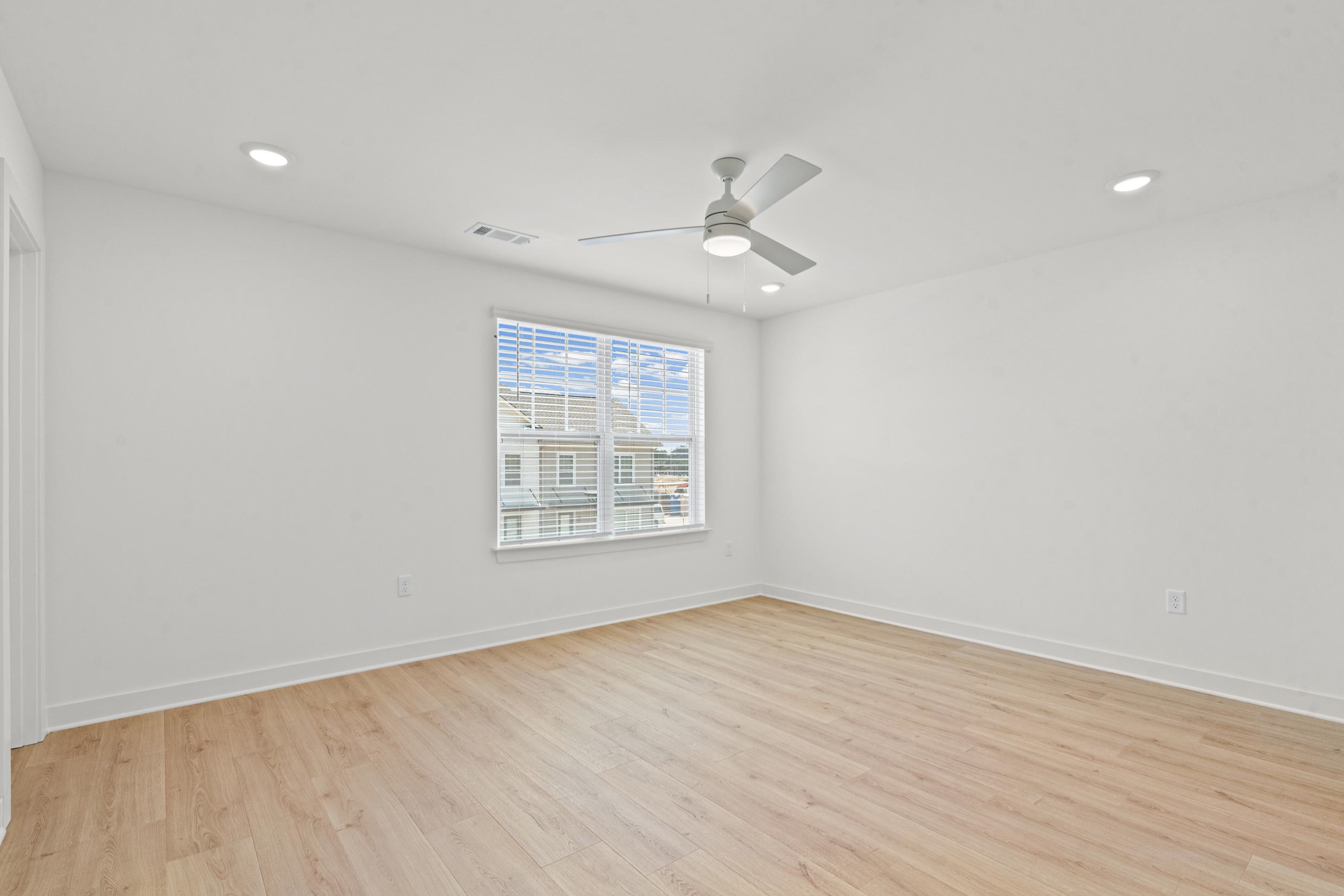 3049 Portage Dr Property Photo 11