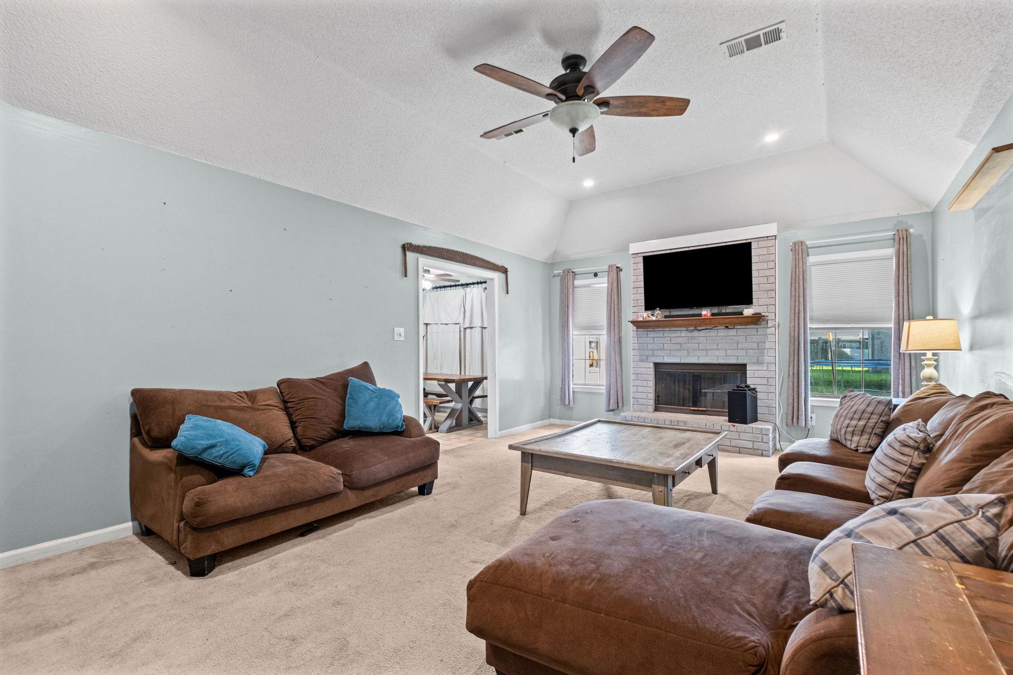 4636 Cedar Hills Dr Property Photo 15