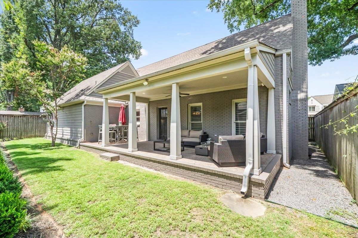 3835 S Montclair Dr Property Photo 5